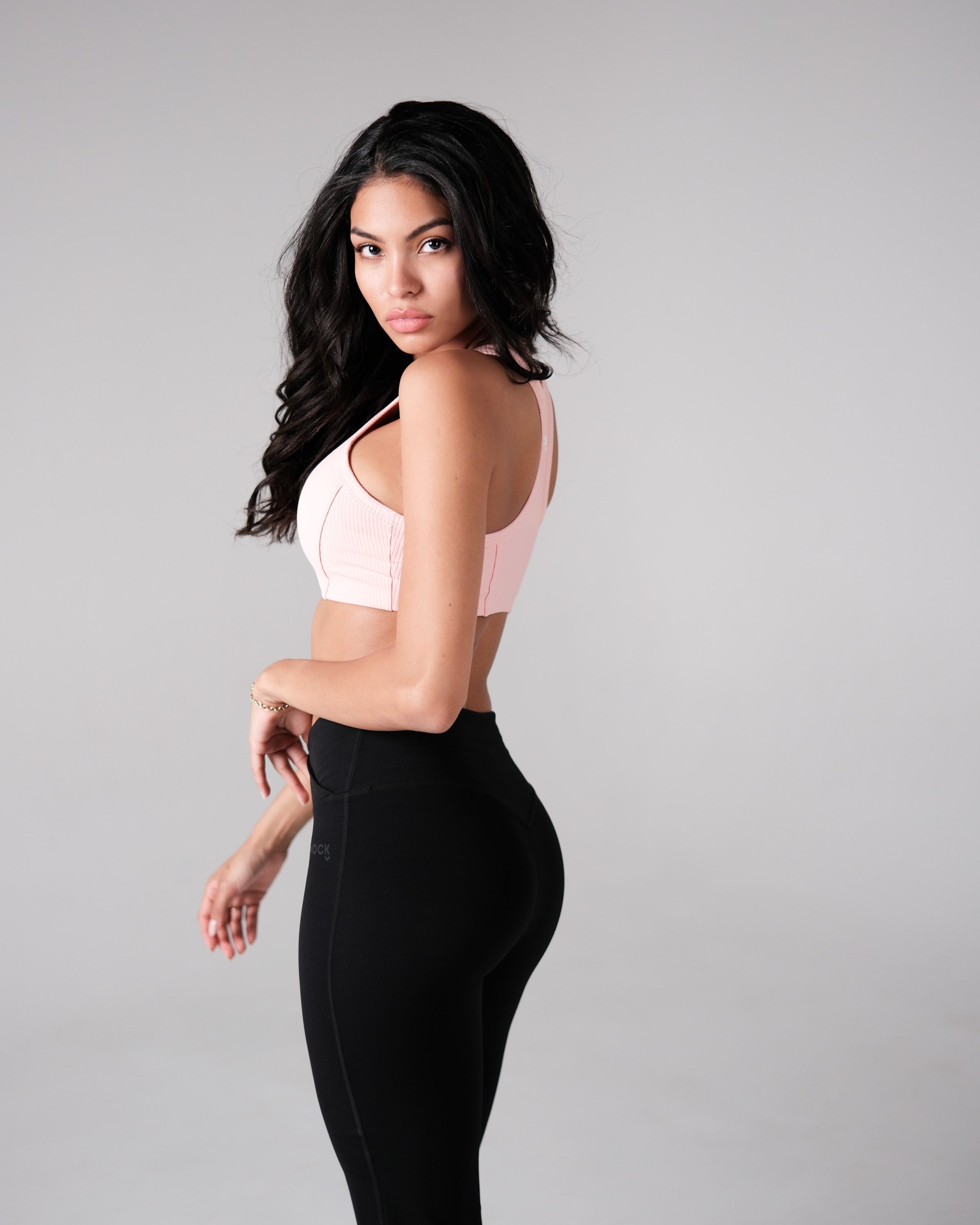SEAMLESS RIBBED CROP TOP – PINK