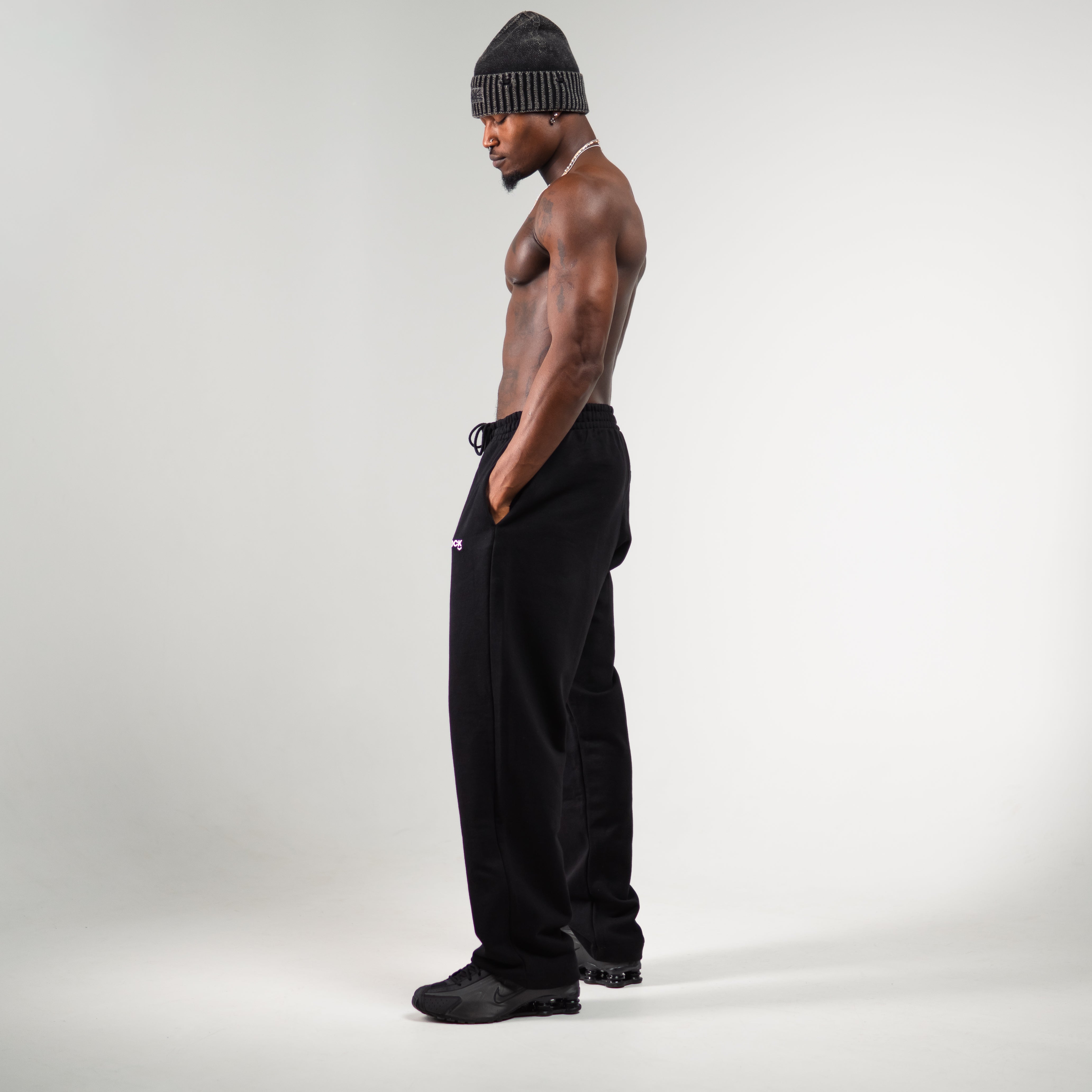 STRAIGHT CUT TERRY JOGGERS BLACK
