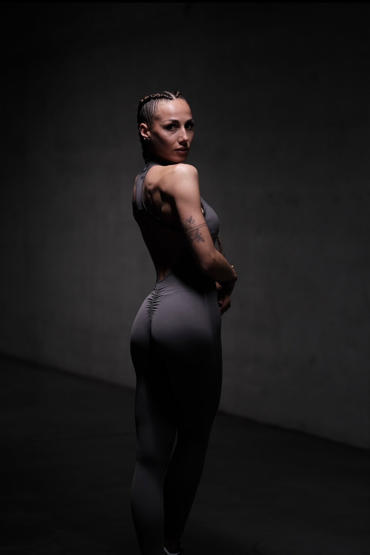 SCULPTED FIT JUMPSUIT LONG GREY