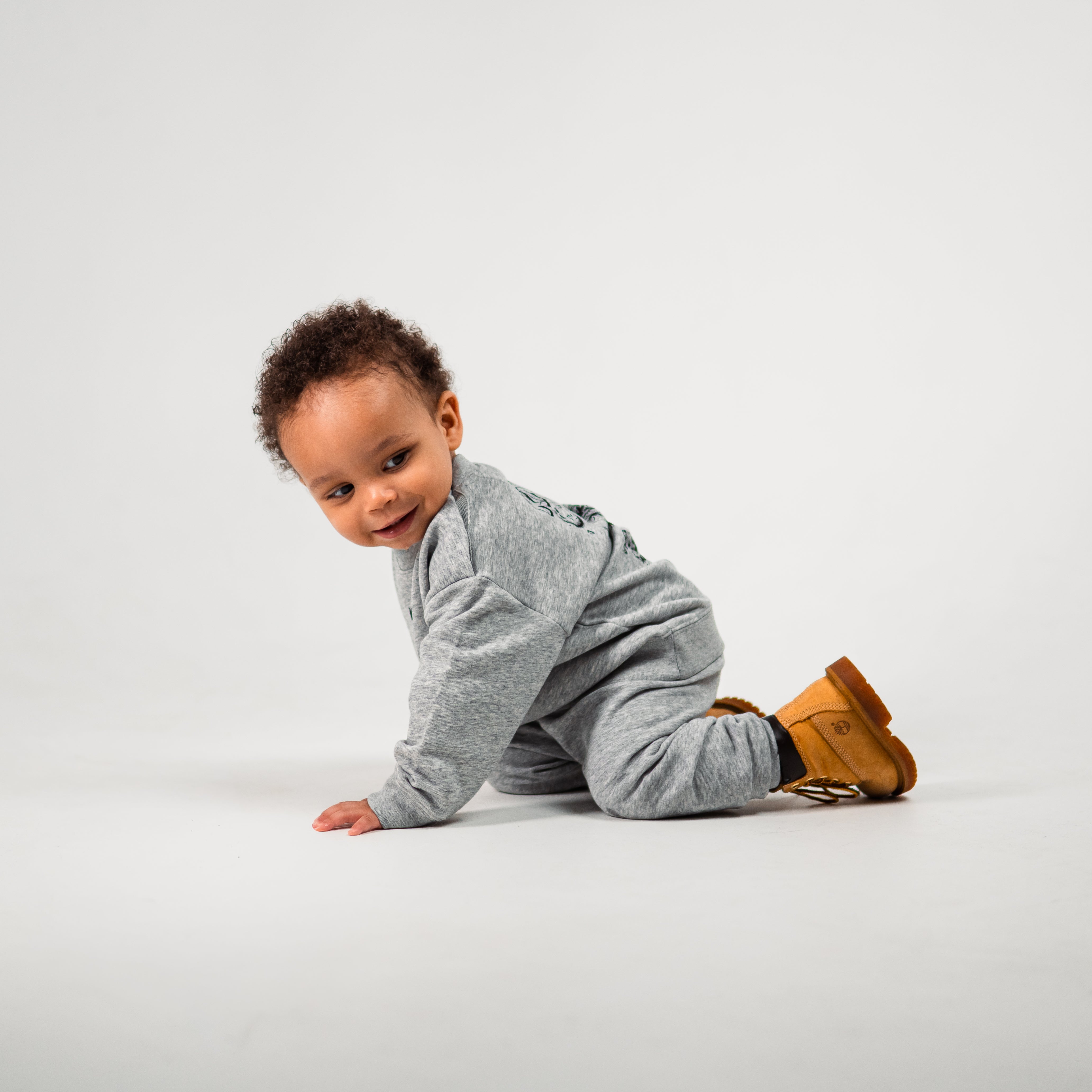 BABY JOGGERS GREY