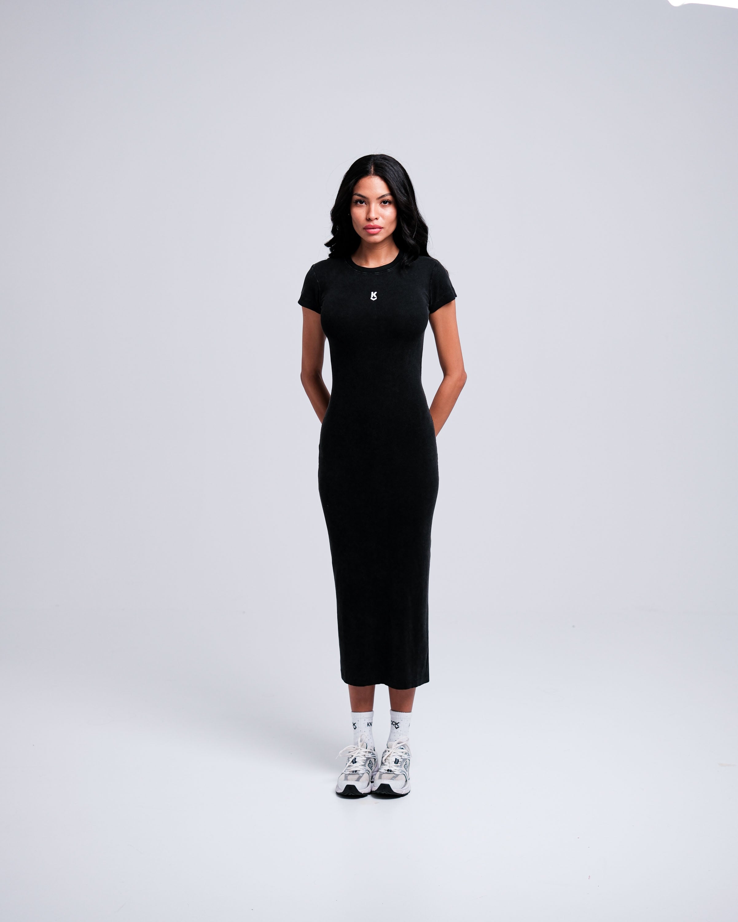 VINTAGE BLACK DRESS