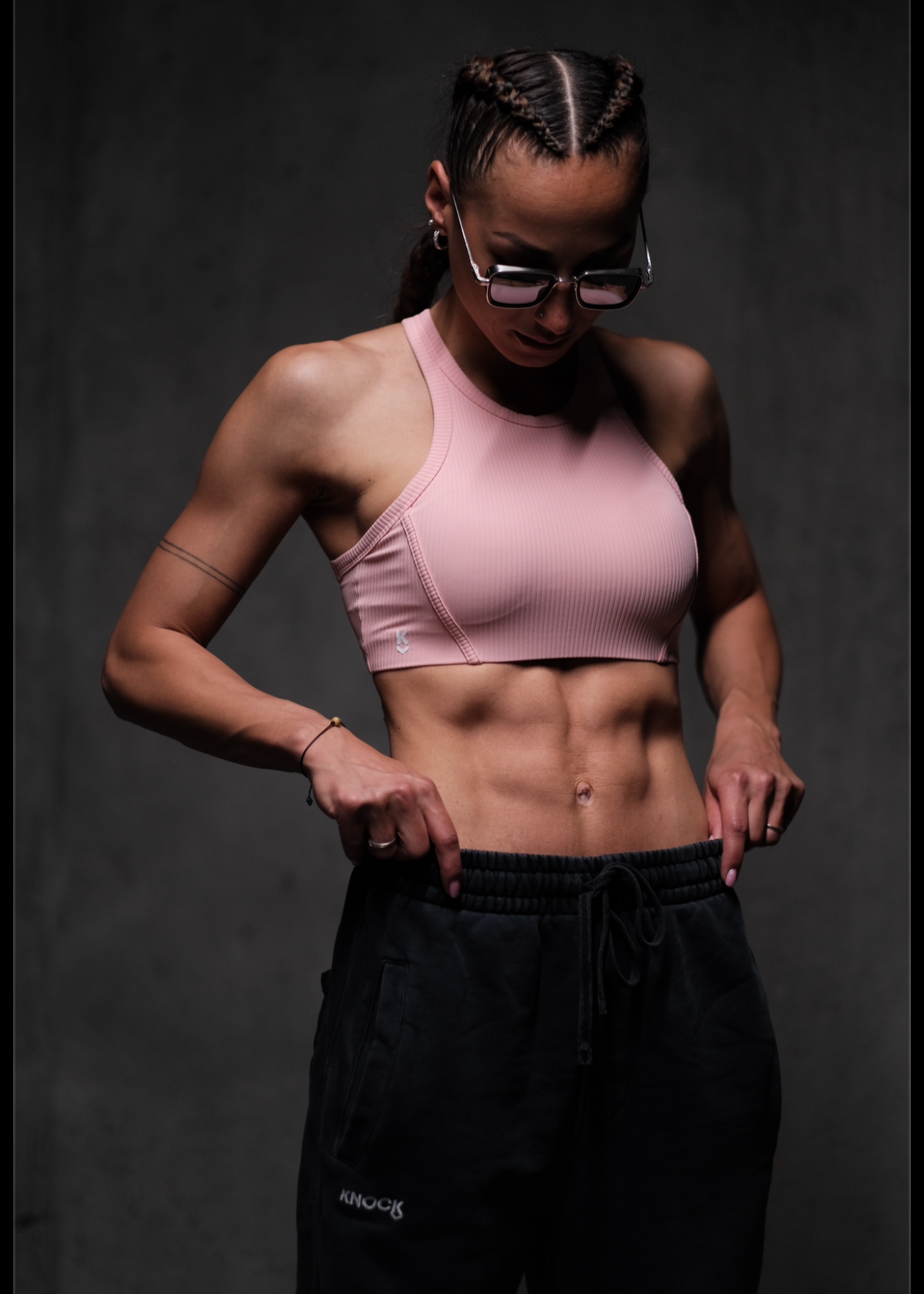 PRE - ORDER: SEAMLESS RIBBED CROP TOP – PINK