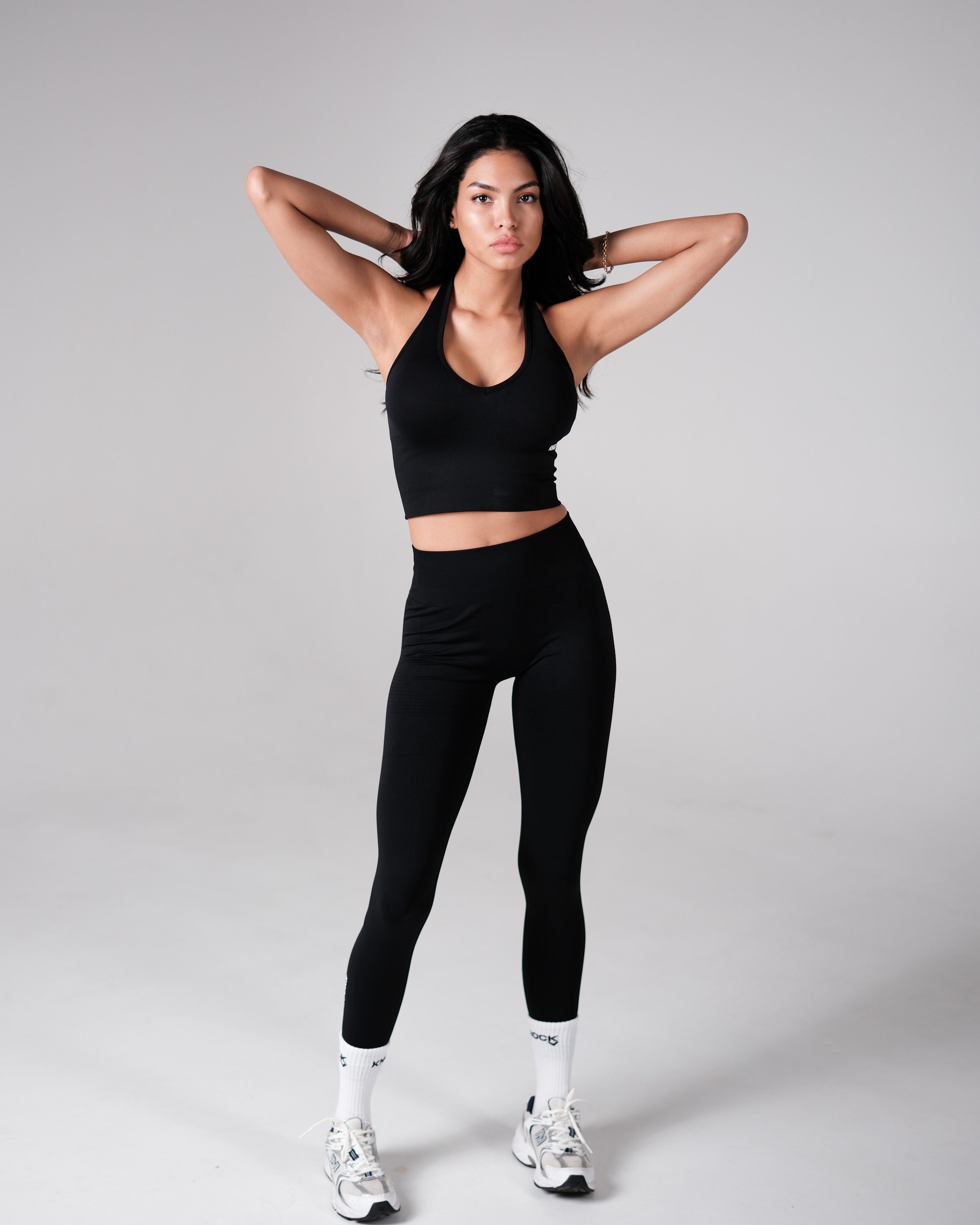 SCULPTED FIT TOP 2 - BLACK