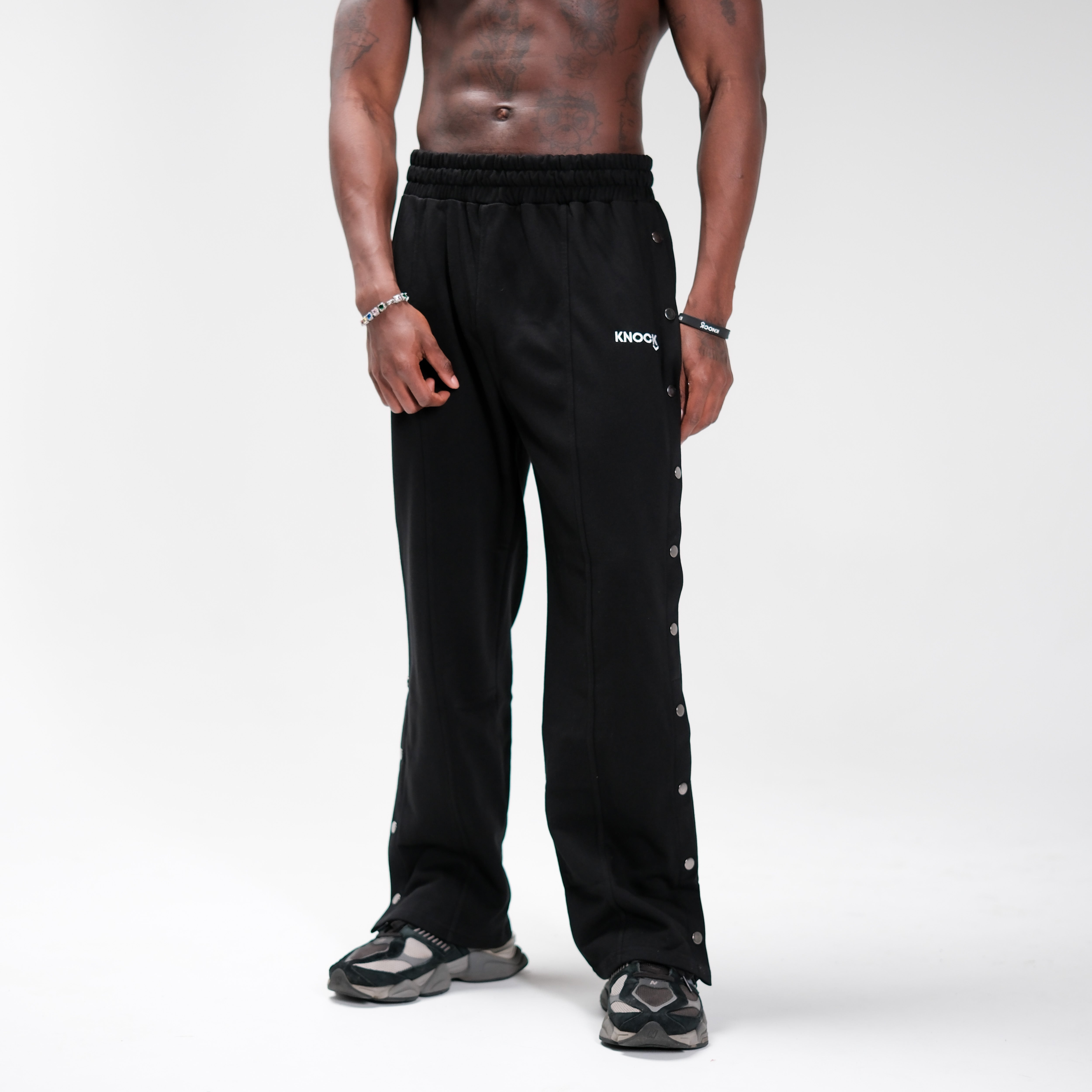 SIDE-SNAP JOGGERS BLACK