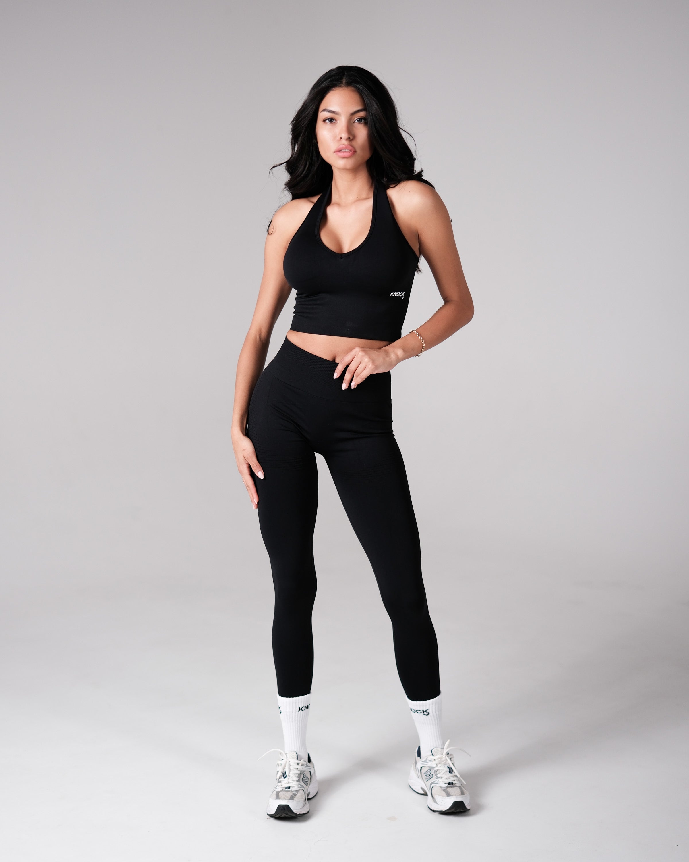 SCULPTED FIT TOP 2 - BLACK