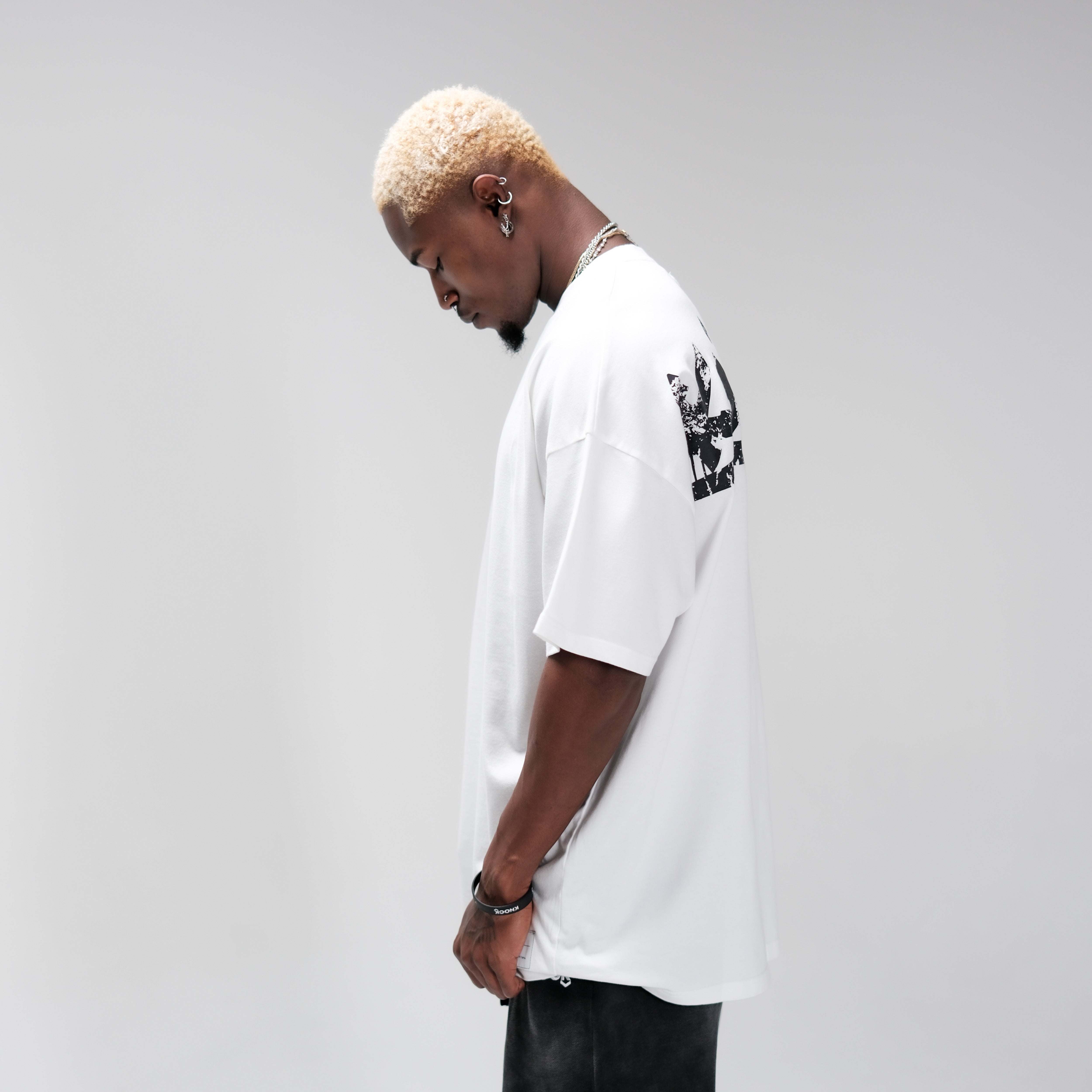 Brickbound tee white