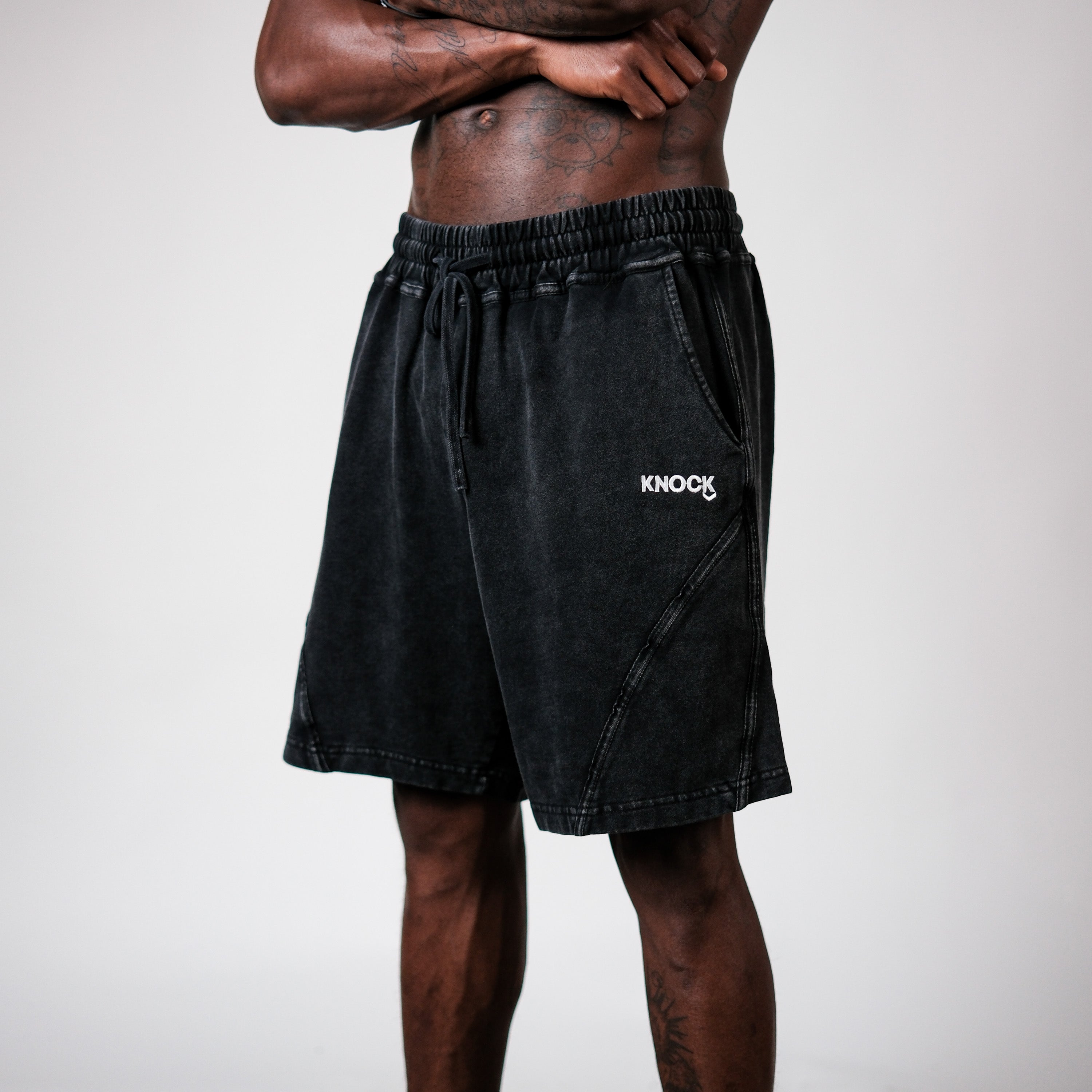 VINTAGE ARC SHORTS