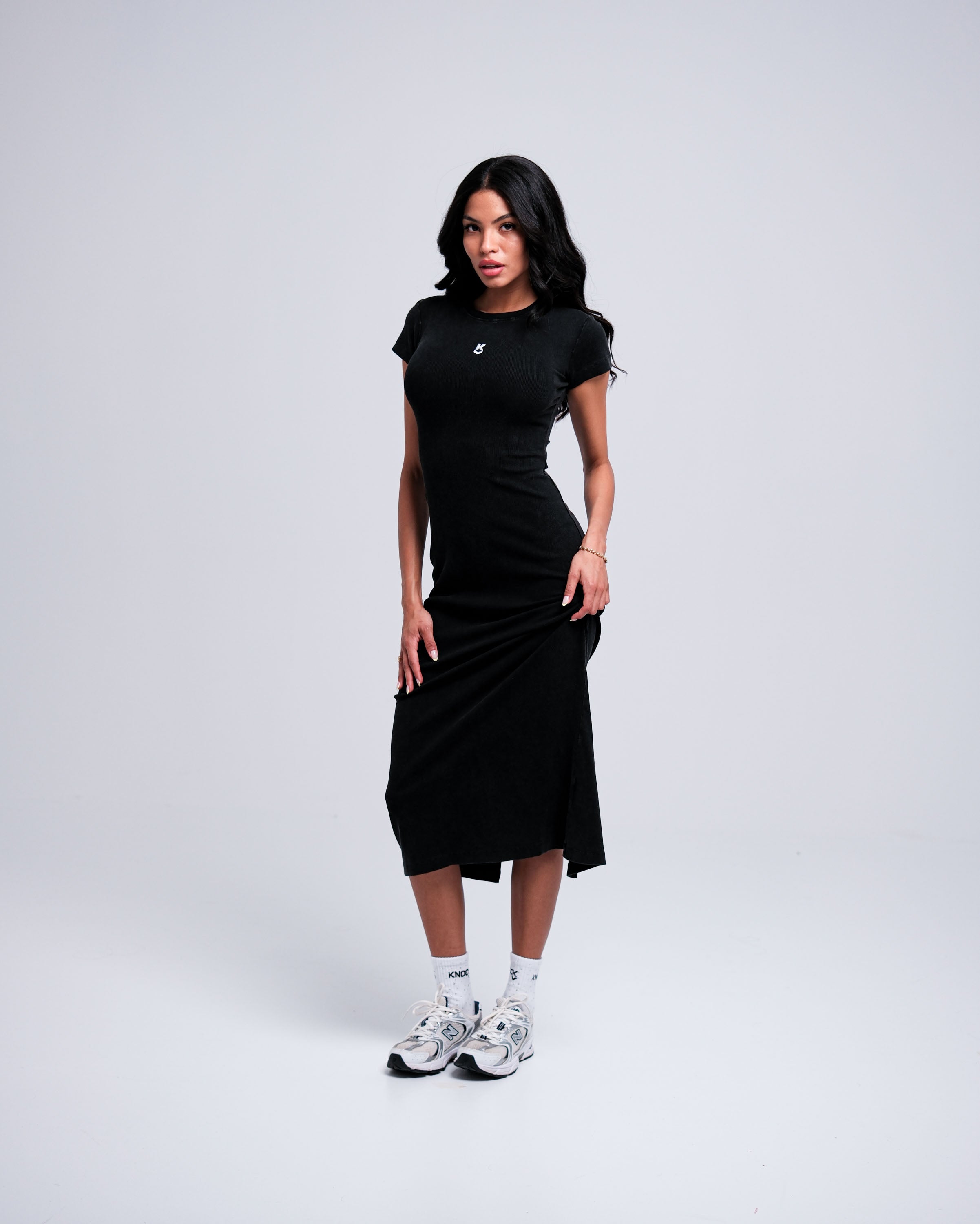 VINTAGE BLACK DRESS