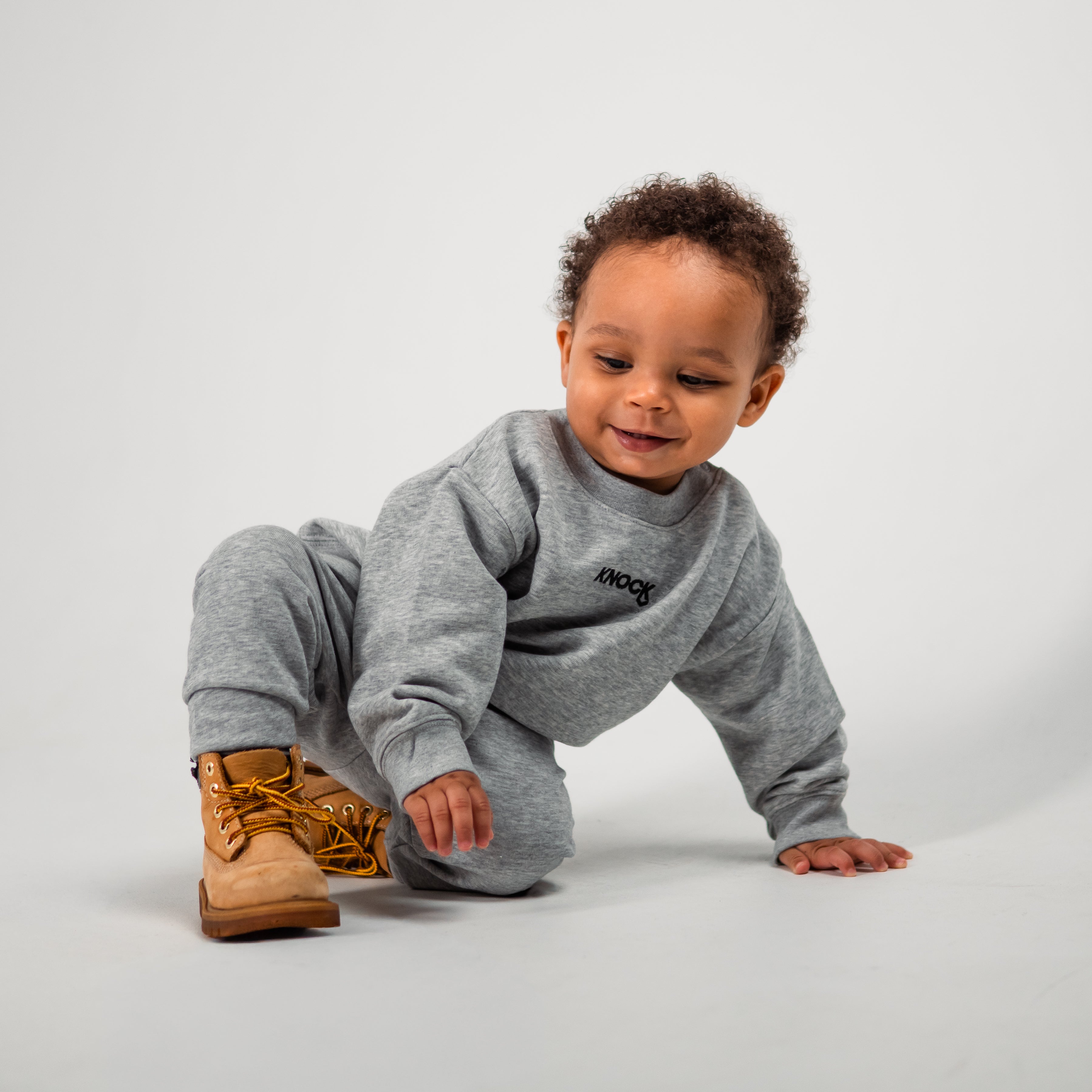 BABY JOGGERS GREY