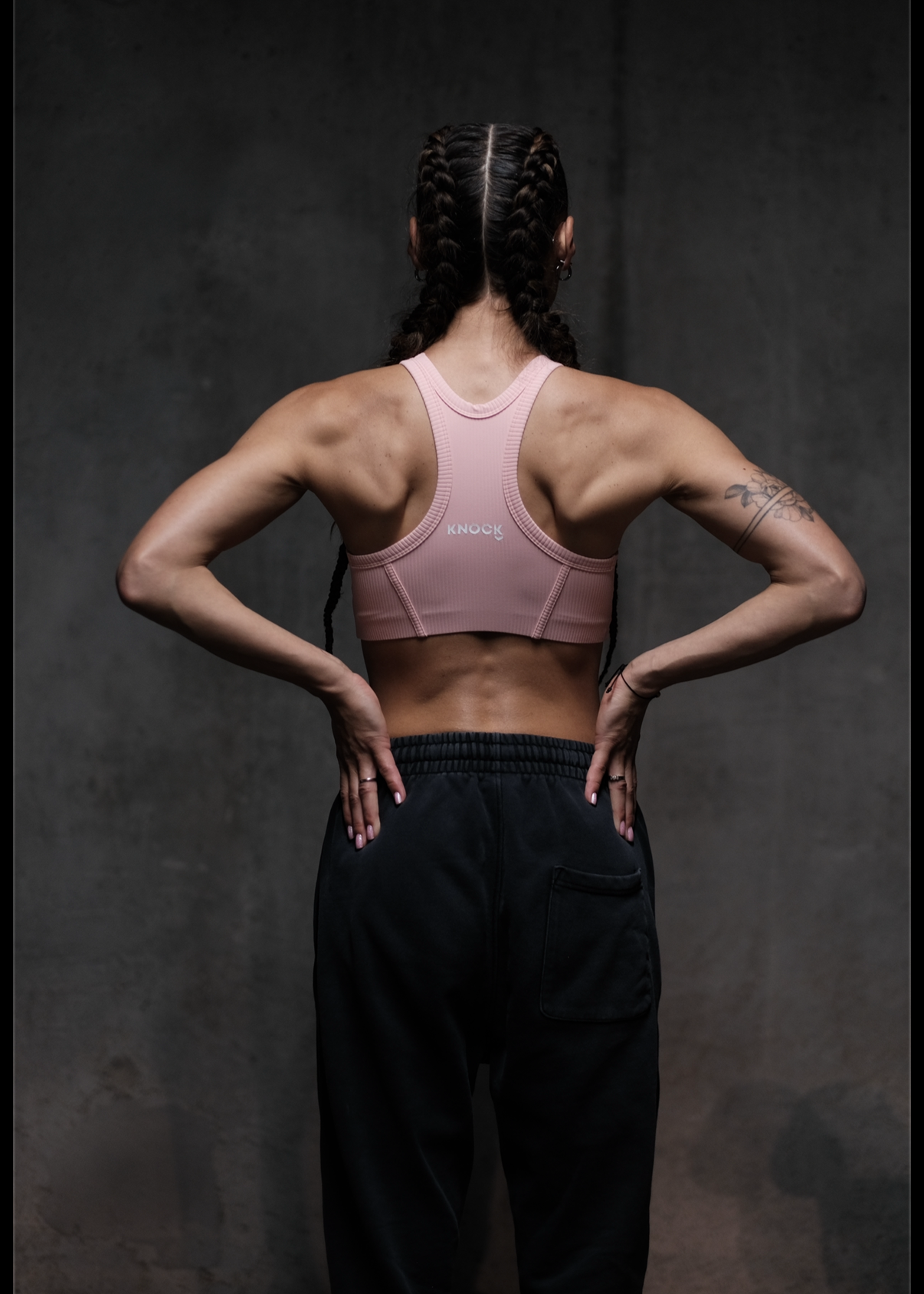 PRE - ORDER: SEAMLESS RIBBED CROP TOP – PINK
