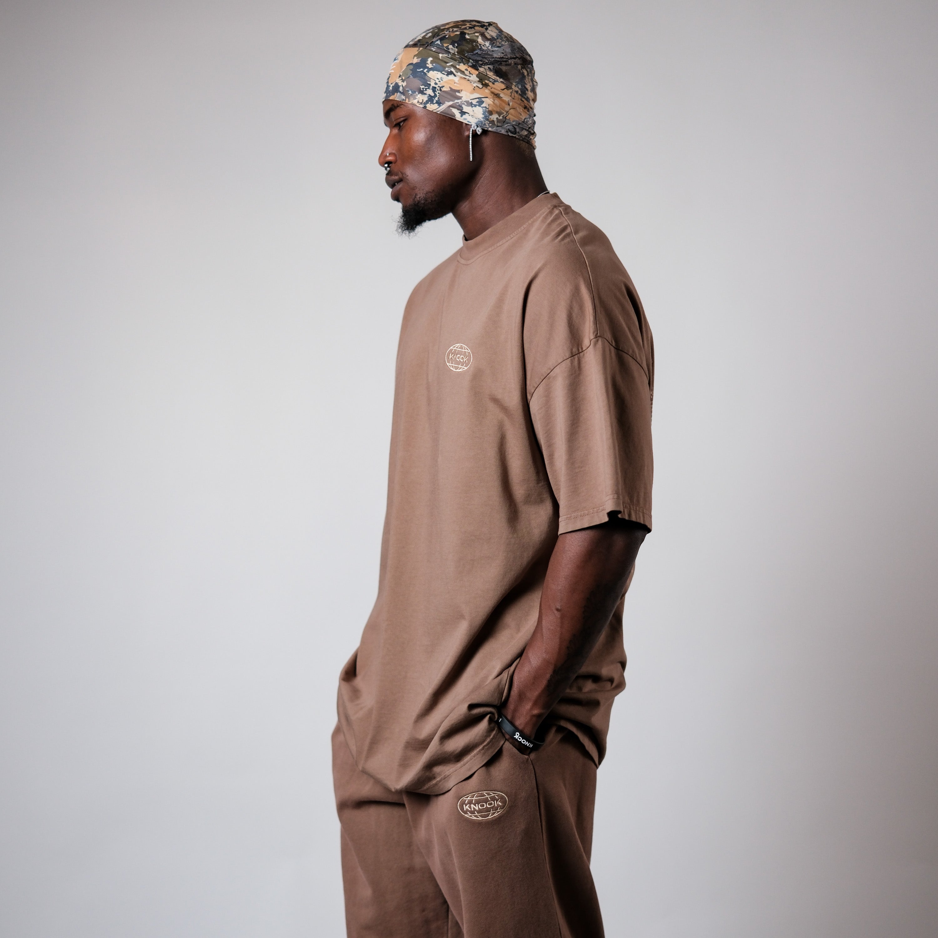 ASCENSION BROWN TAN TEE