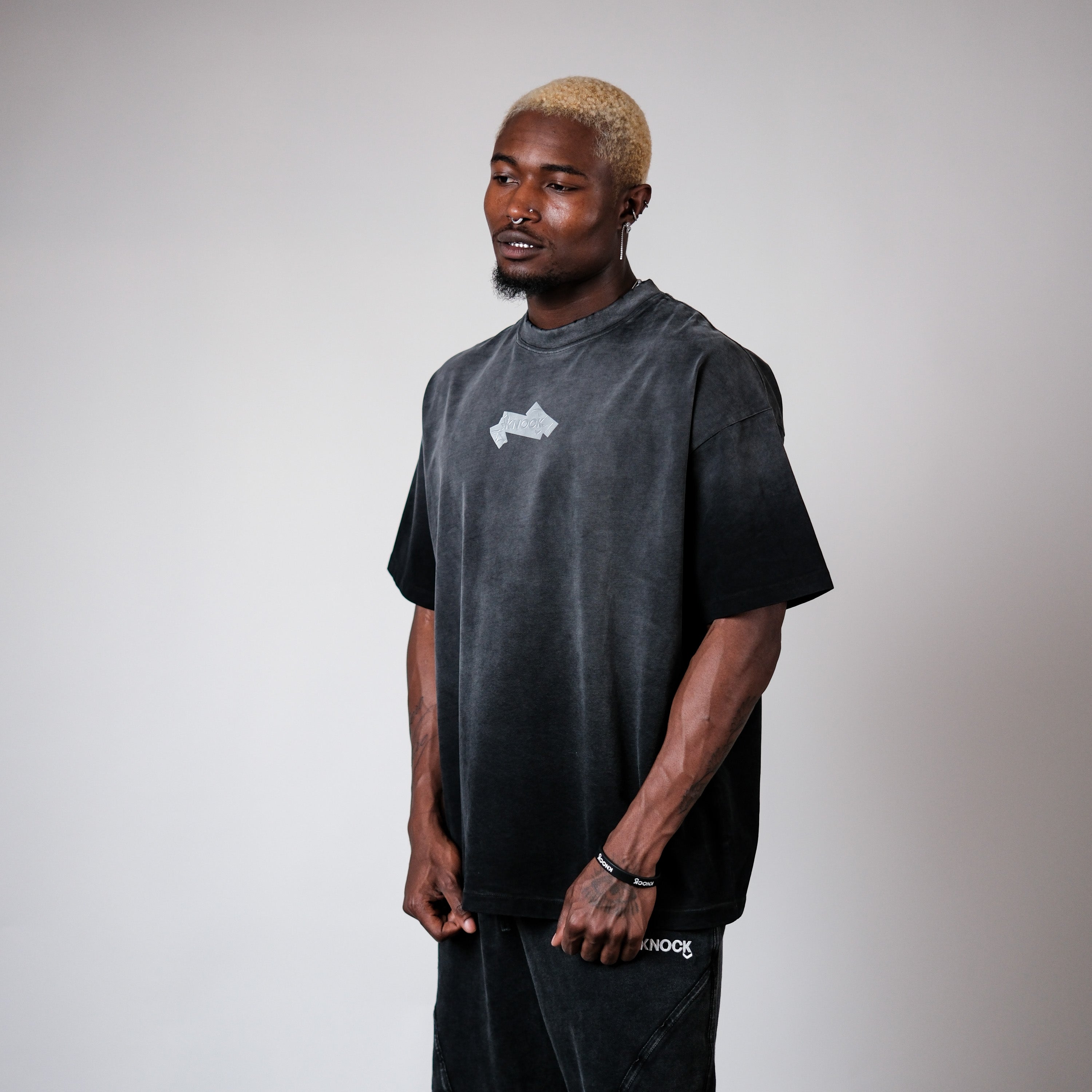 BLUEPRINT VINTAGE BLACK TEE
