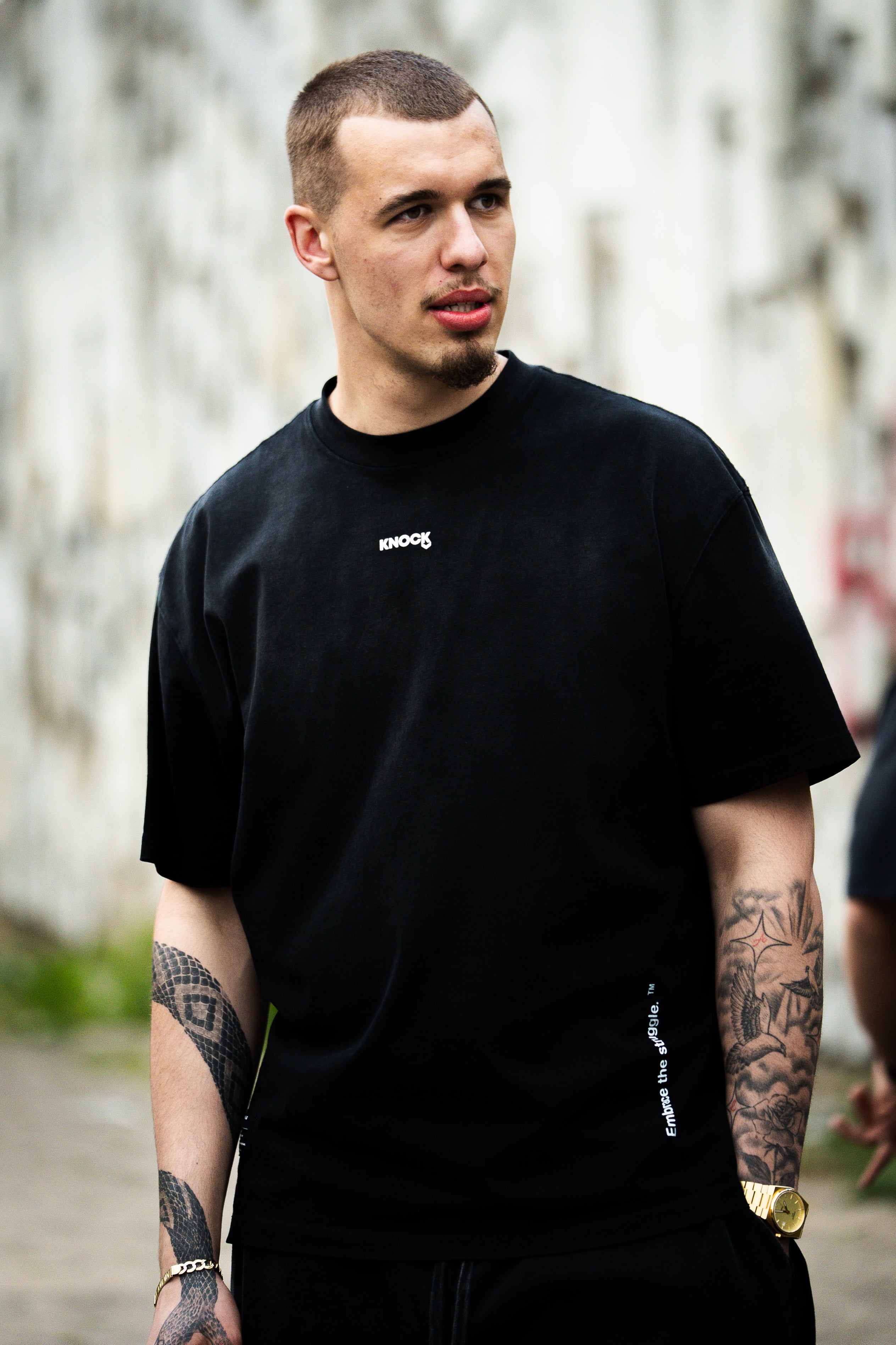 EMBRACE THE STRUGGLE OVERSIZED HEAVY TEE – KNOCK