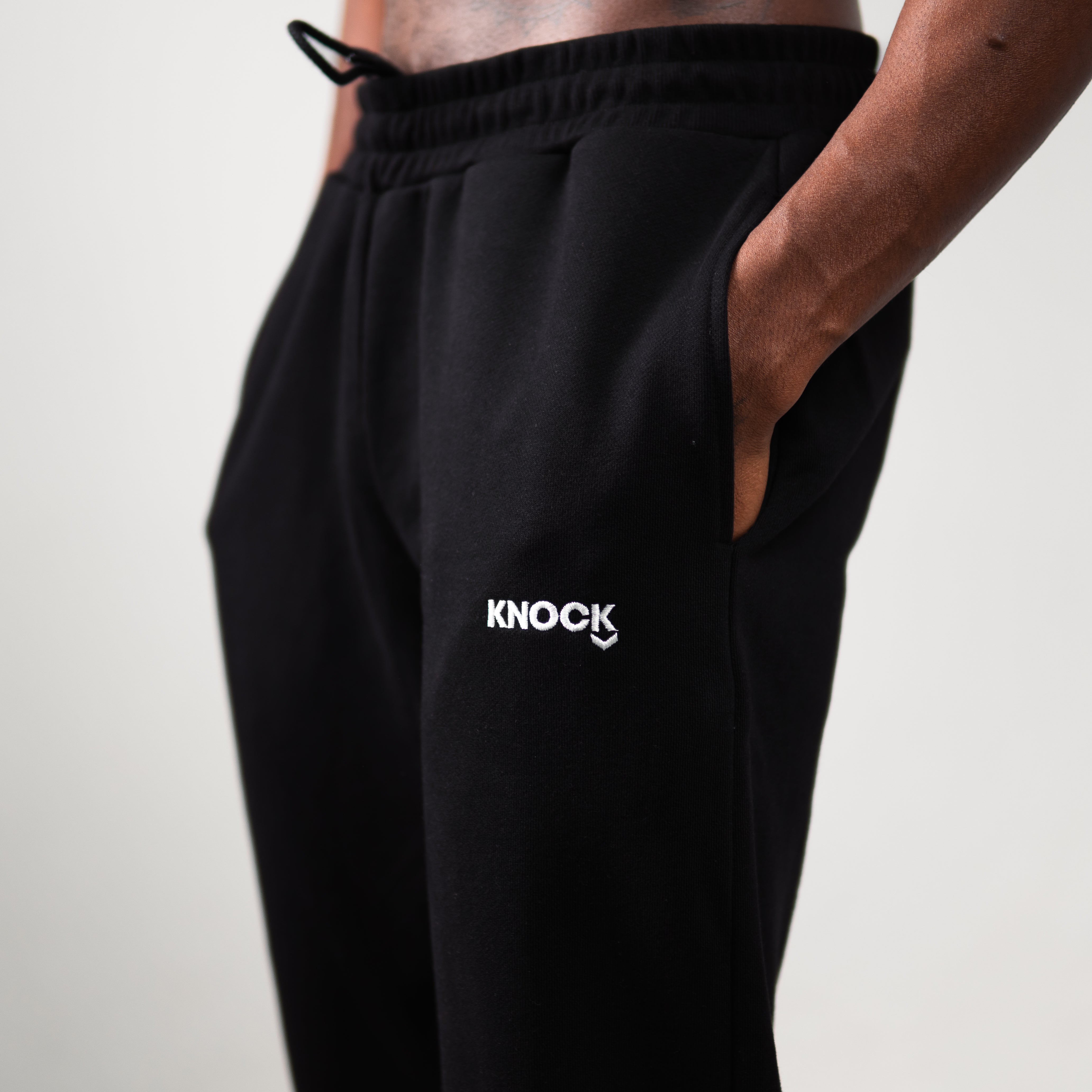 STRAIGHT CUT TERRY JOGGERS BLACK