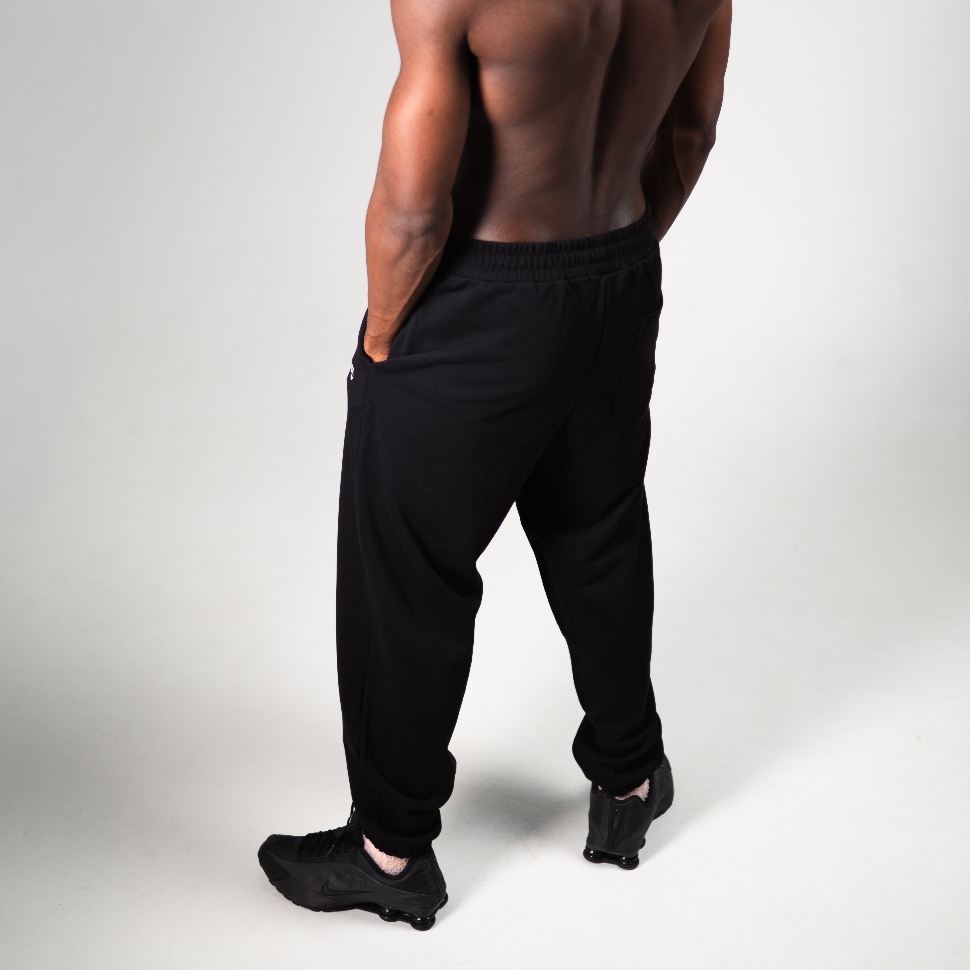 CUFFED TERRY JOGGERS BLACK