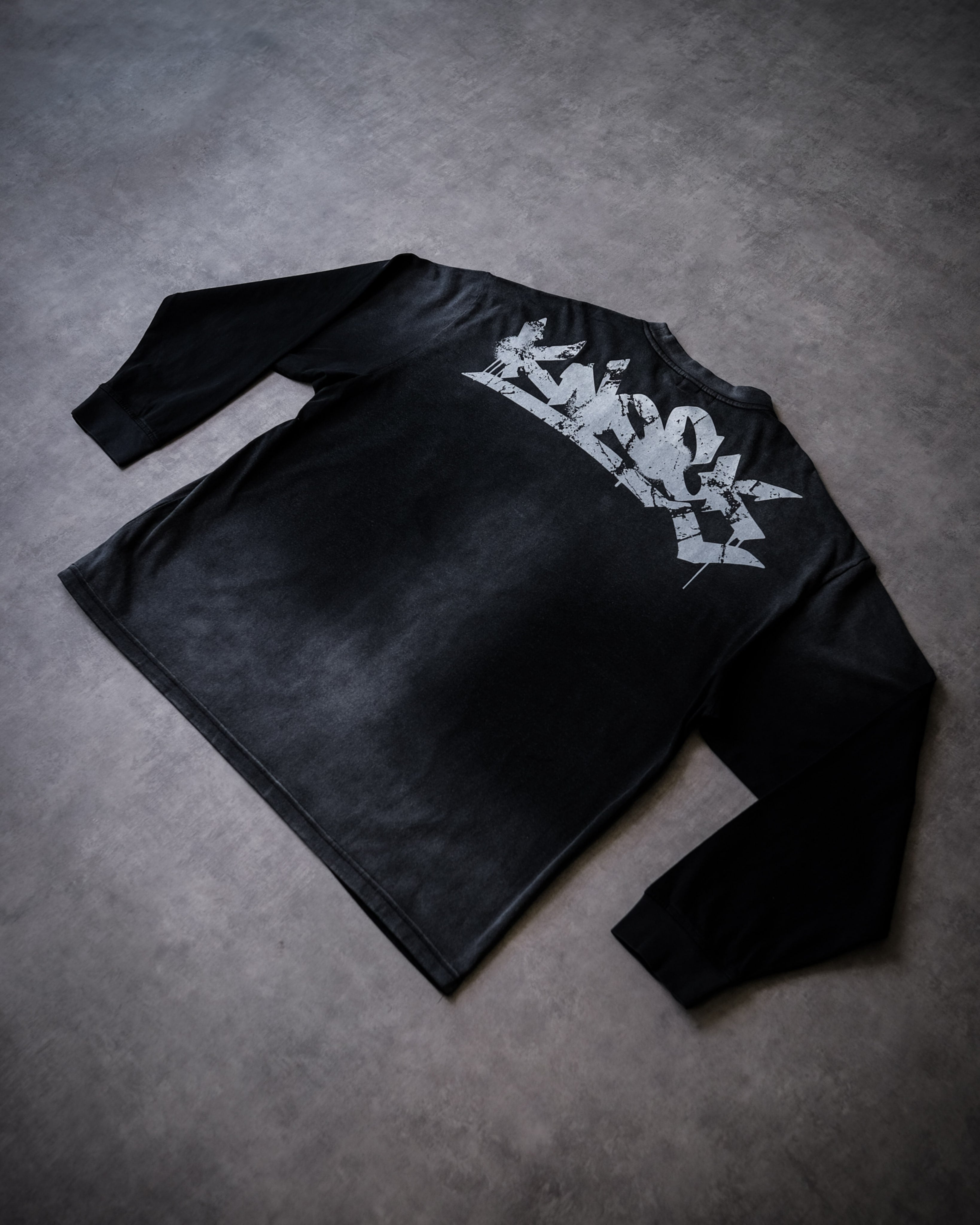 LONG-SLEEVE VINTAGE  BRICKBOUND TOP