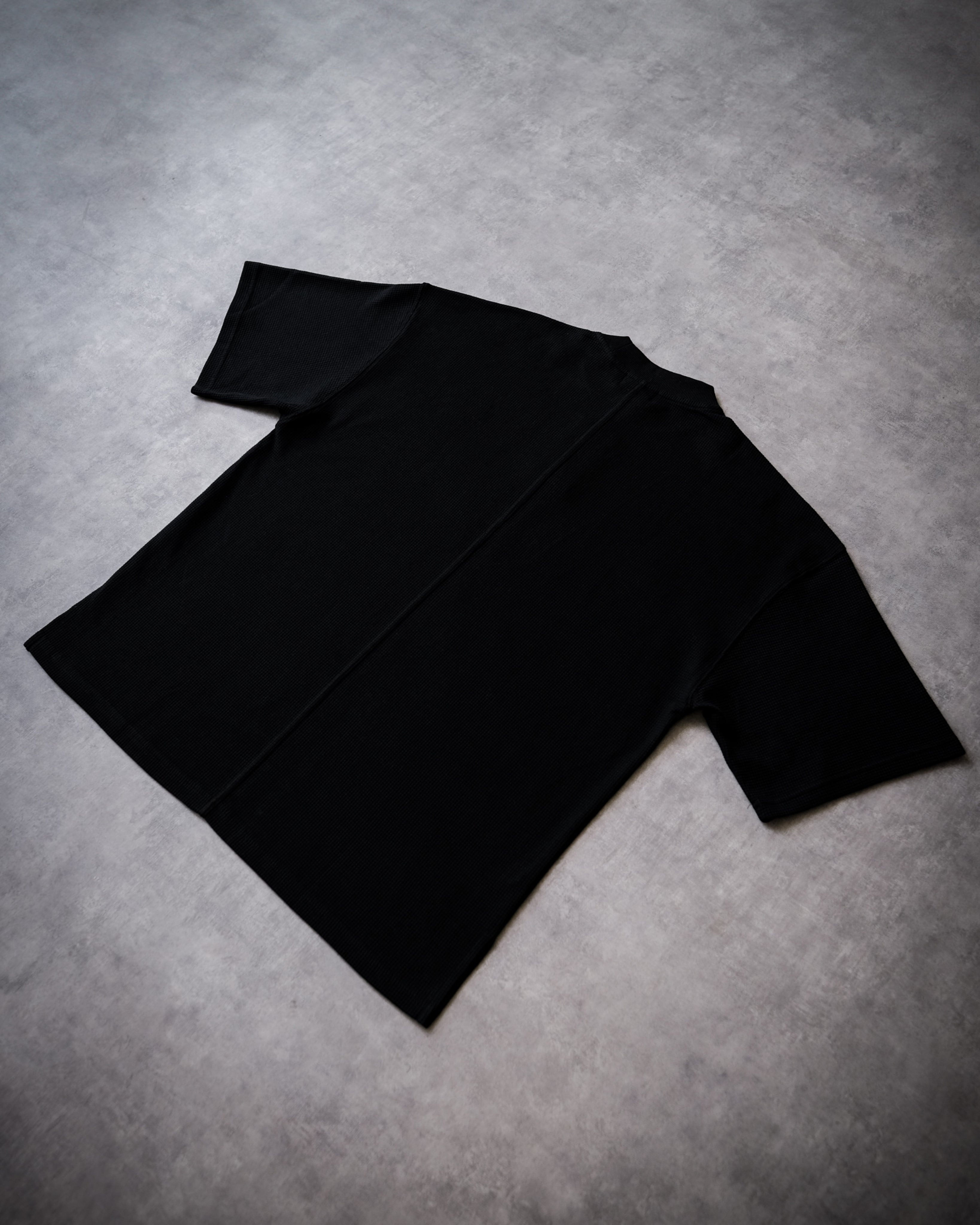 GRID - KNIT TEE