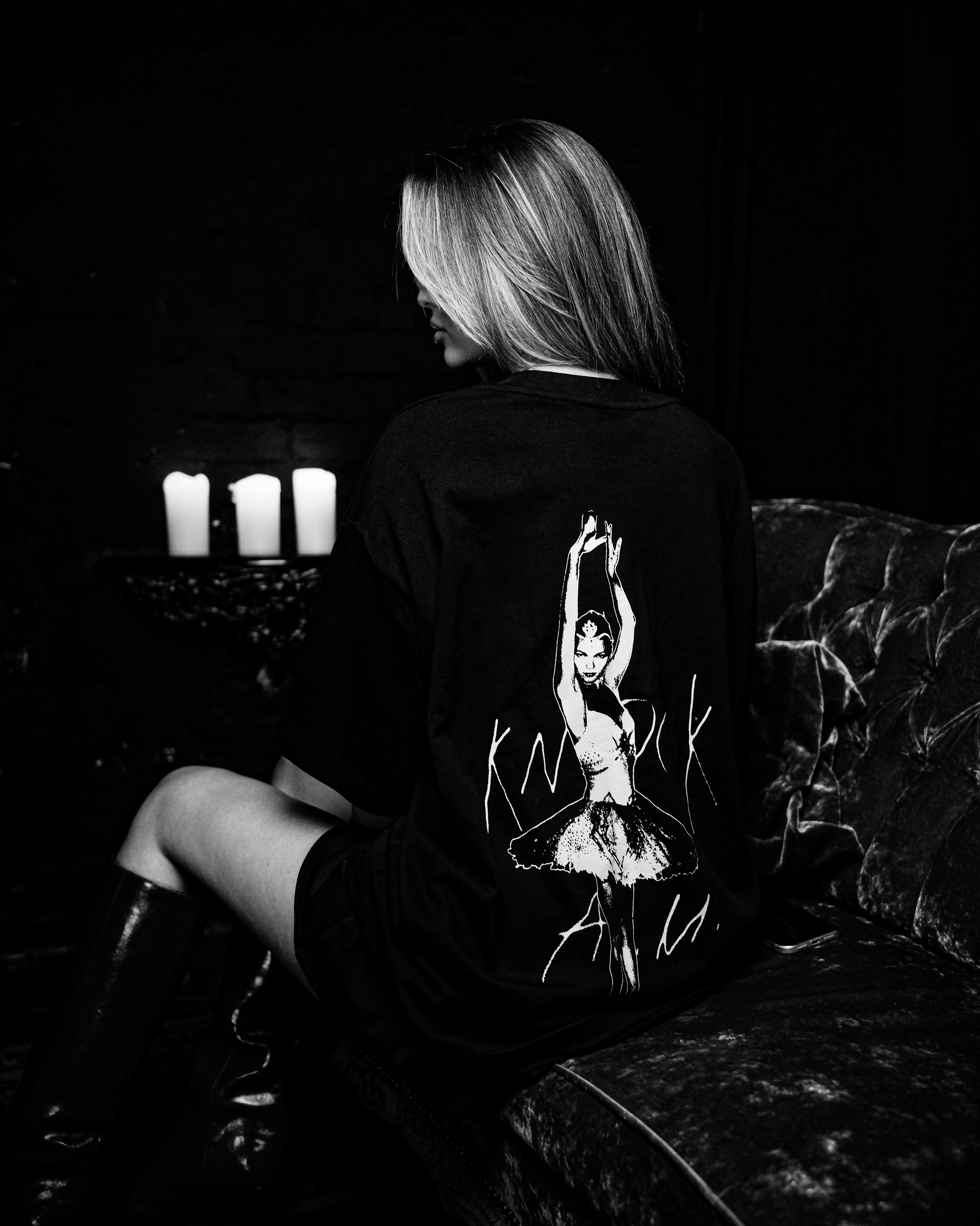 ANNA X KNOCK BLACK TEE