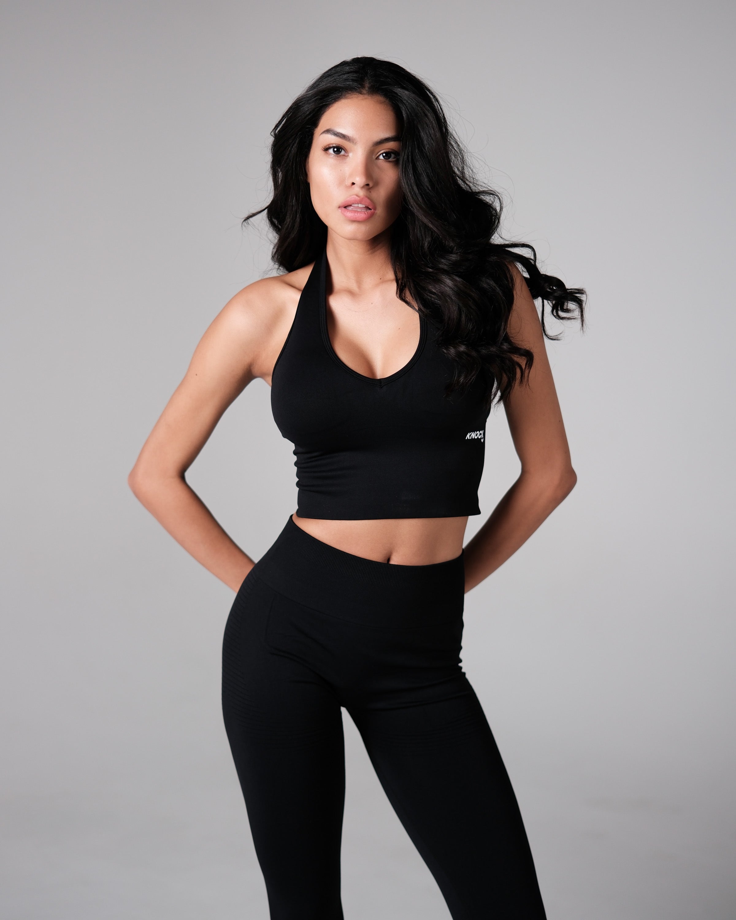 SCULPTED FIT TOP 2 - BLACK