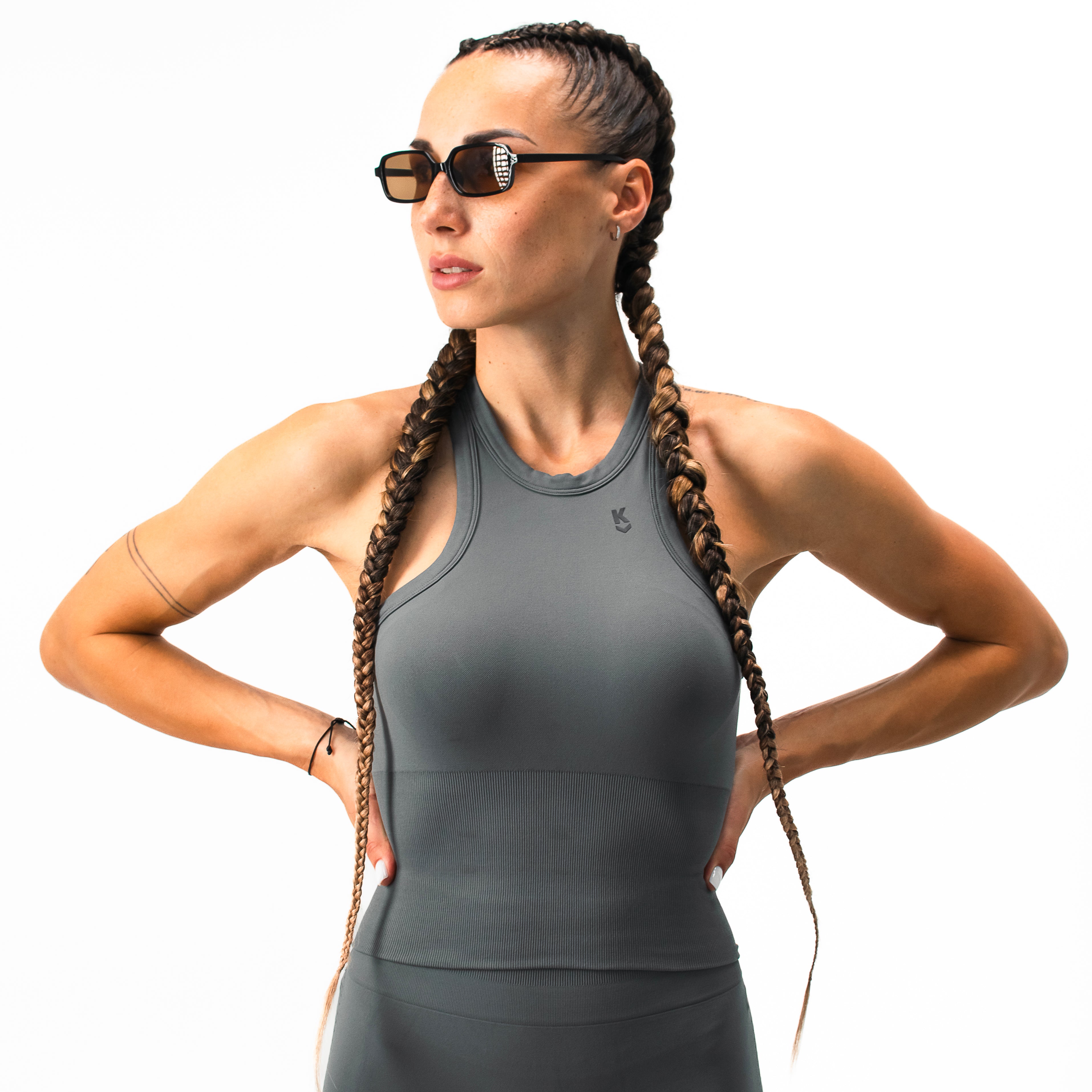 SCULPTED FIT TOP - GREY