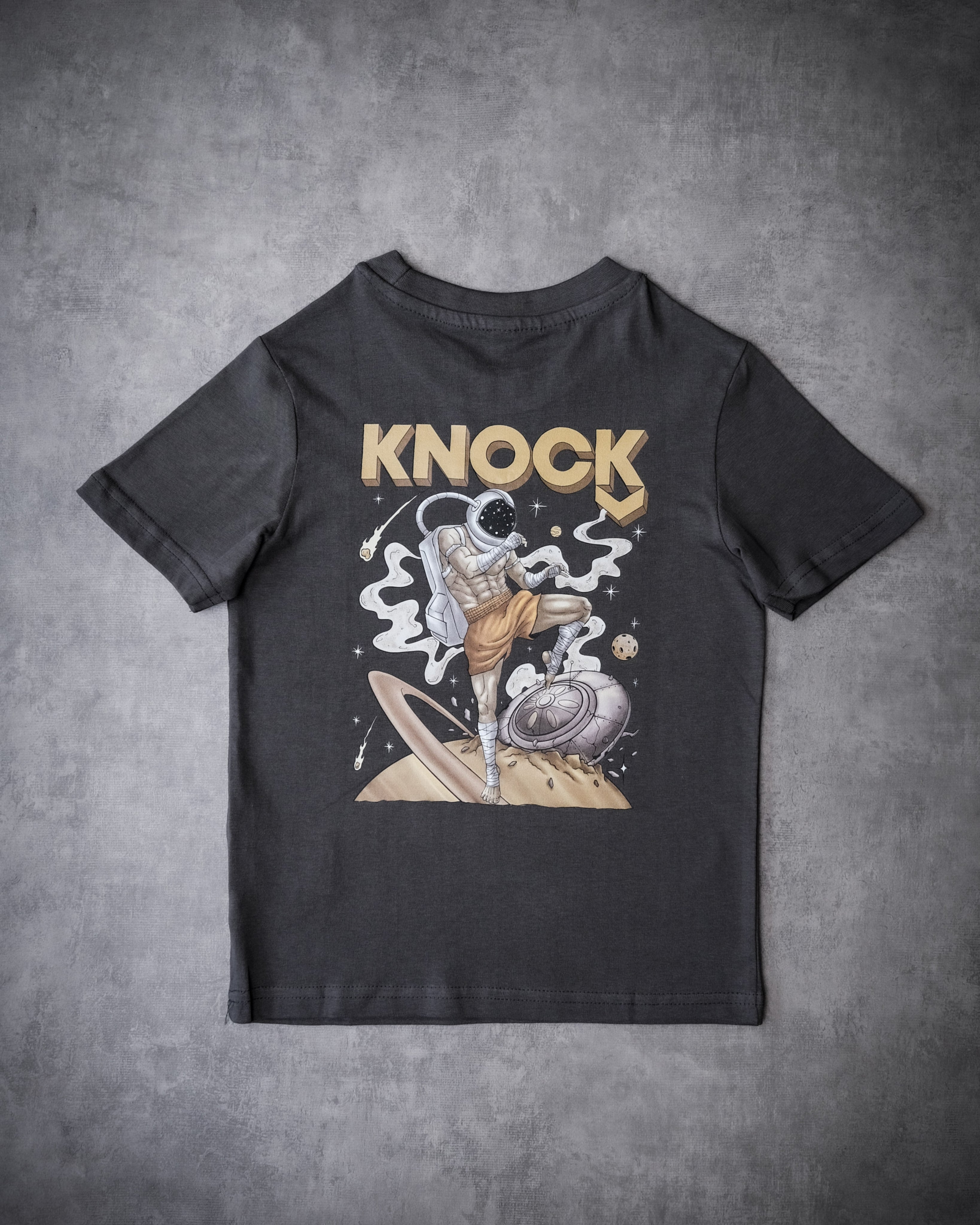 ASTROKNEE KIDS TEE GREY