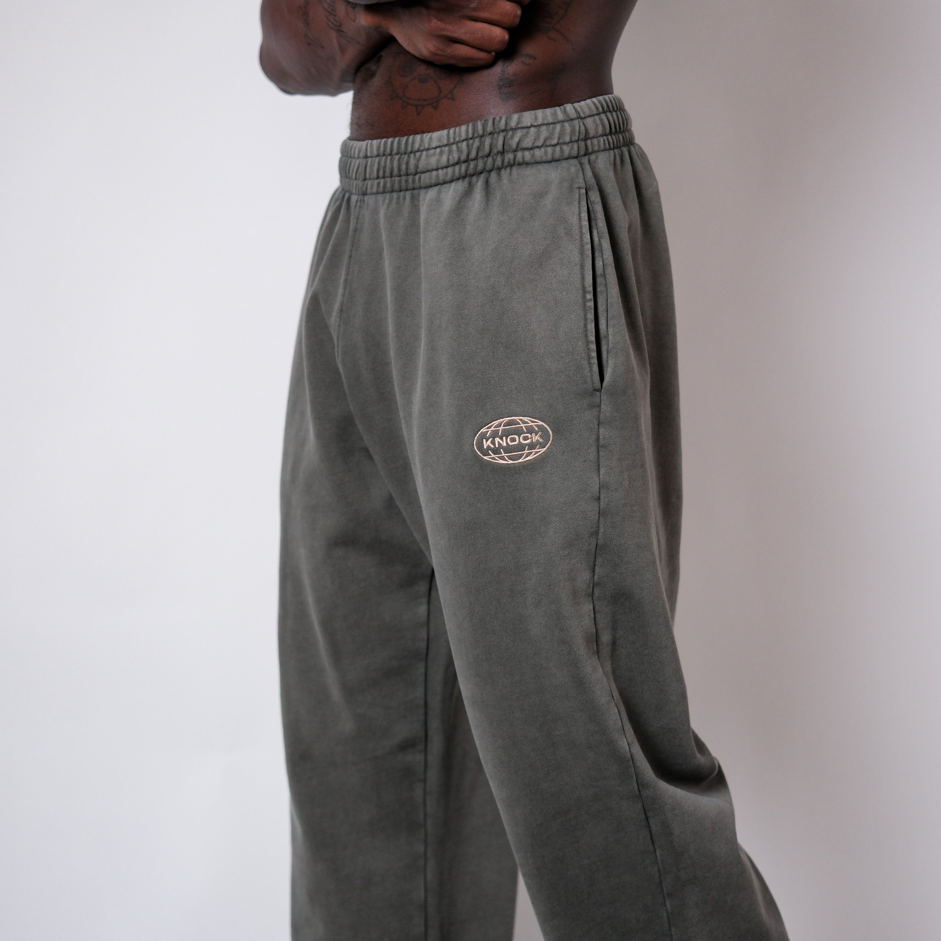 ASCENSION STRAIGHT CUT VINTAGE OLIVE JOGGERS