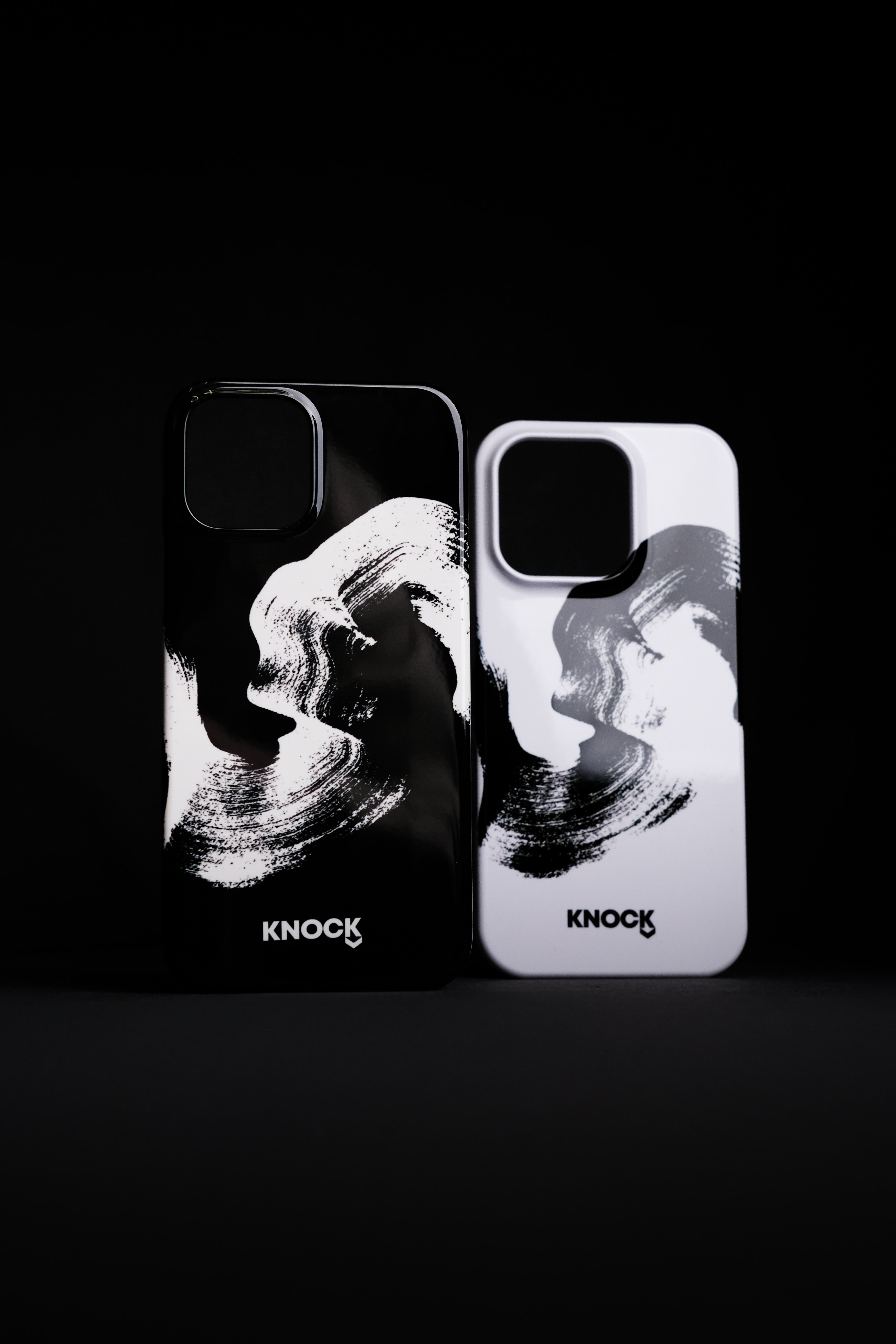 KNOCK PHONE CASE BLACK