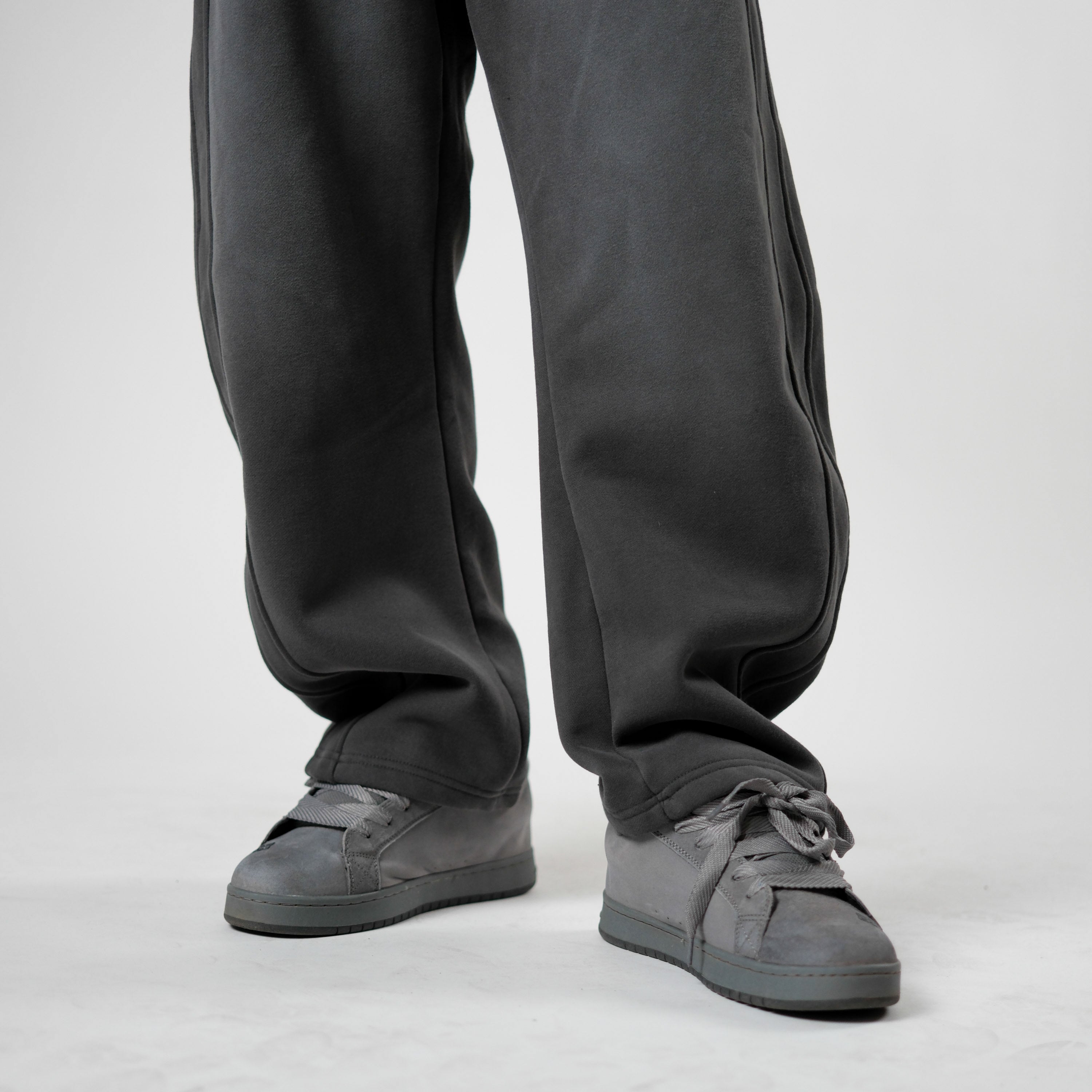 HERITAGE SAGE GREEN BANANA JOGGERS
