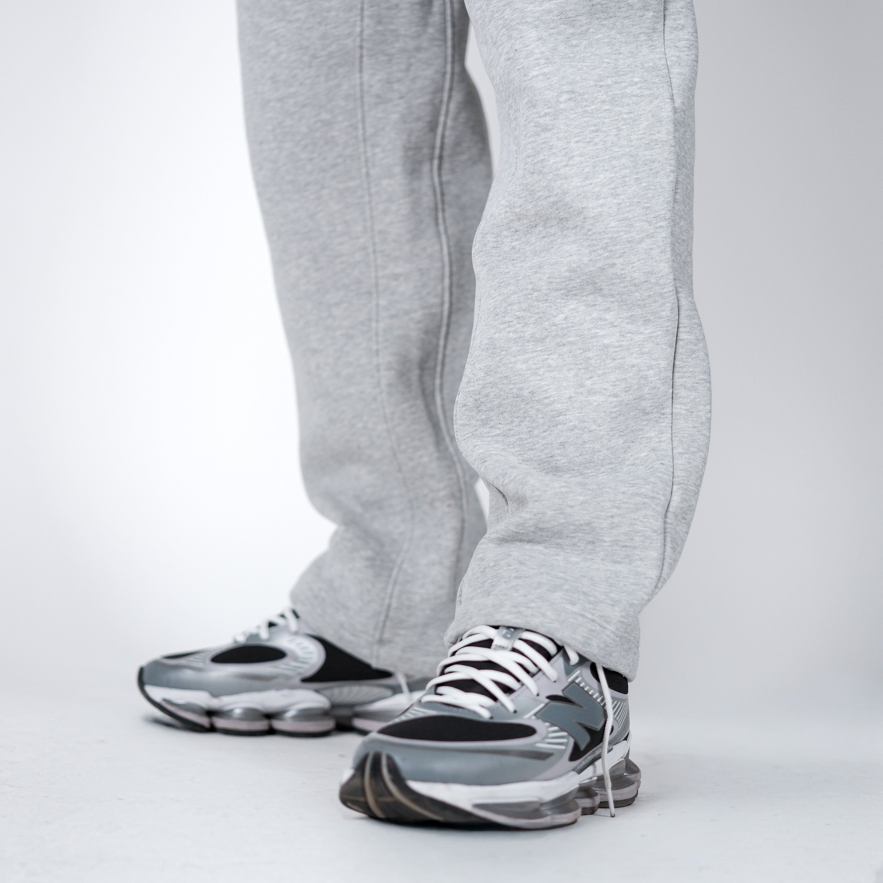 STRAIGHT CUT FLEECE JOGGERS GREY