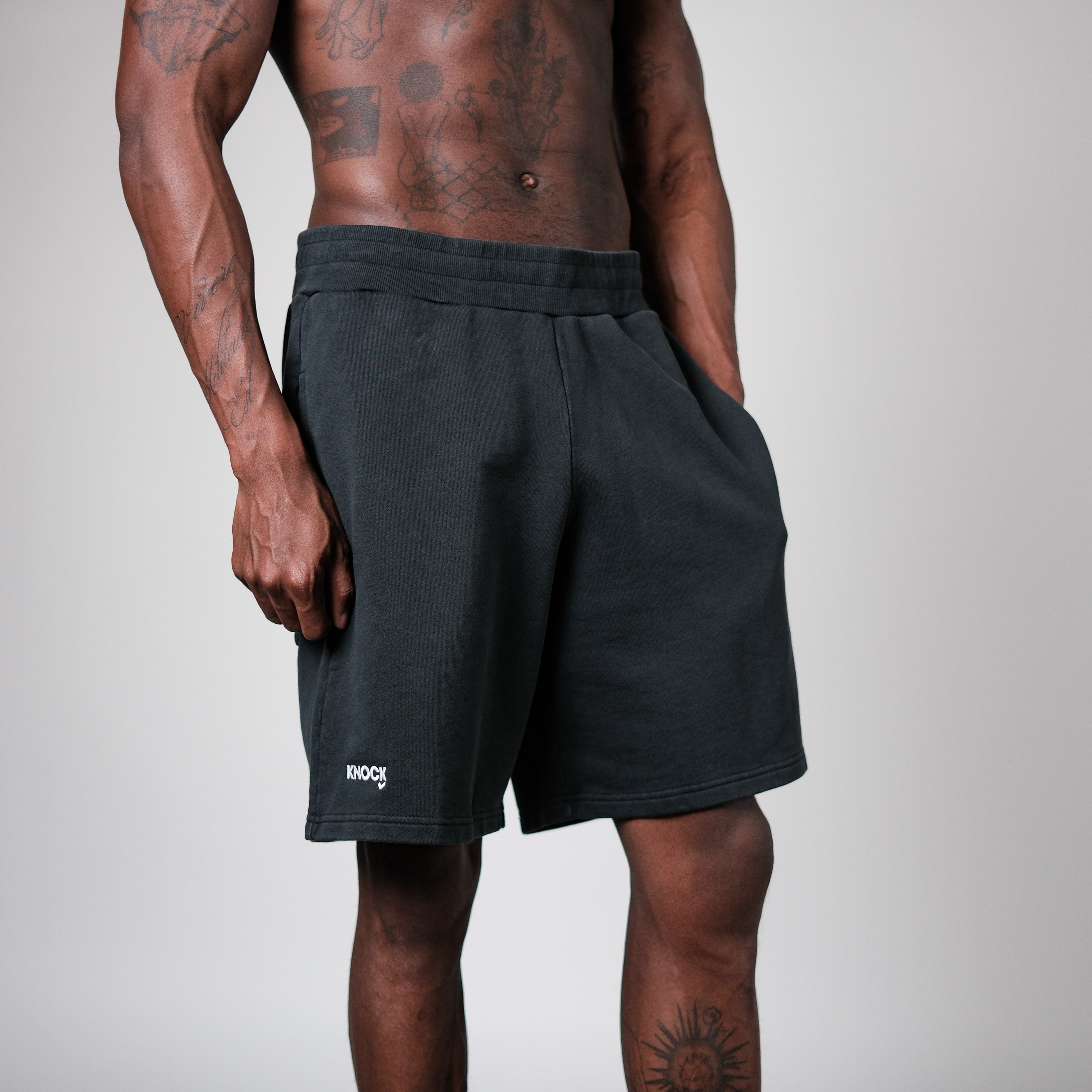 VINTAGE BLACK SHORTS