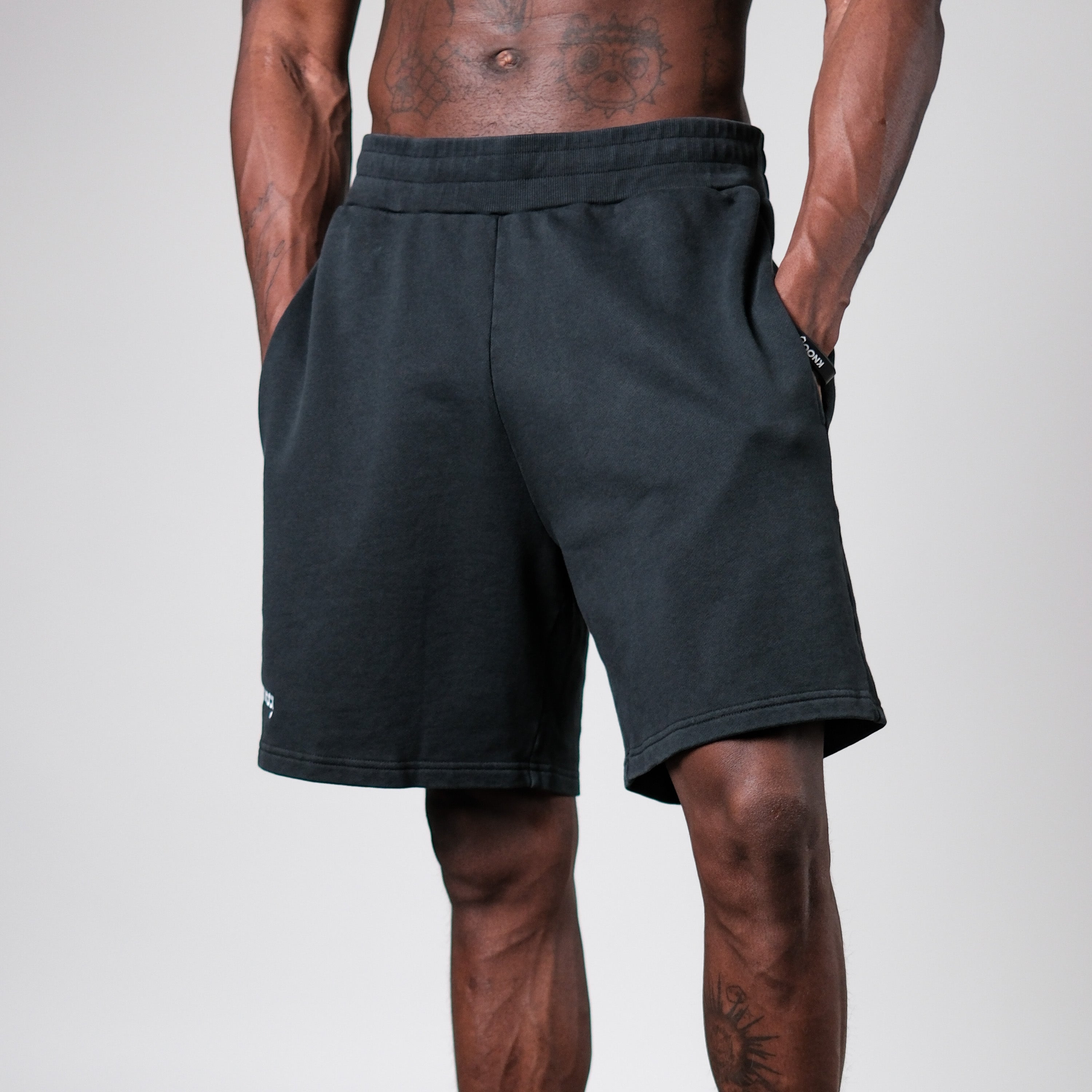VINTAGE BLACK SHORTS