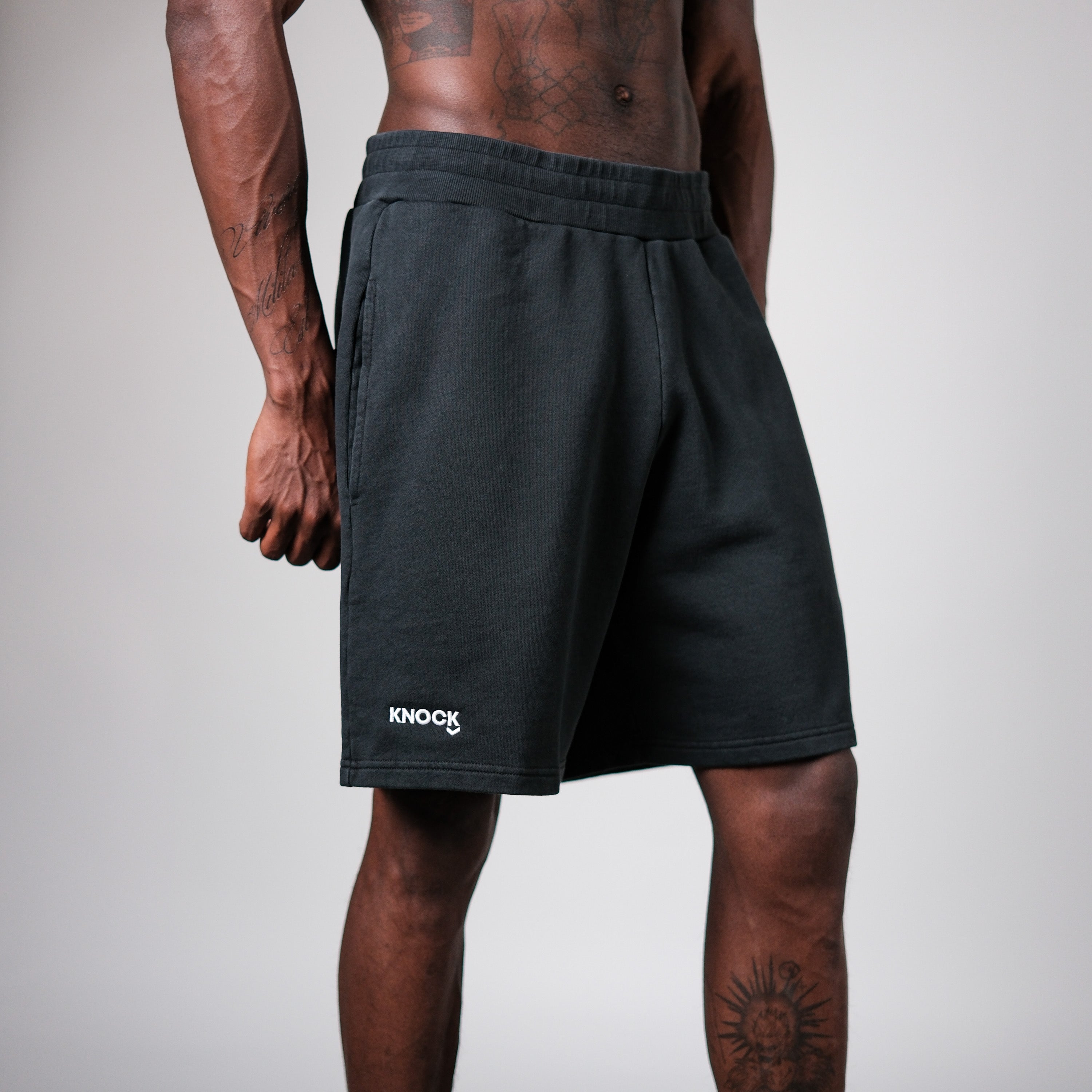 VINTAGE BLACK SHORTS