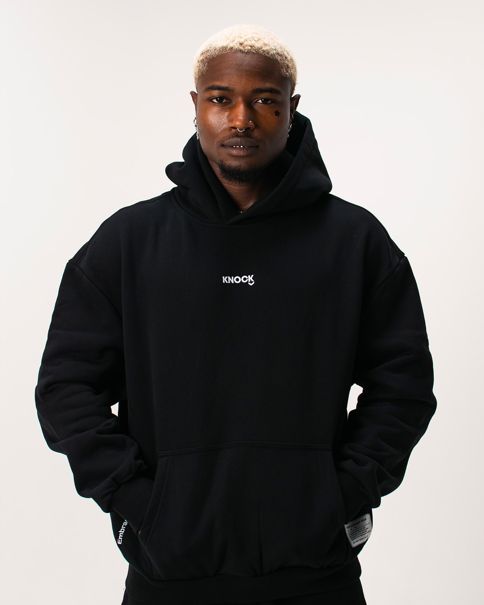 EMBRACE THE STRUGGLE SUPER HEAVY HOODIE BLACK