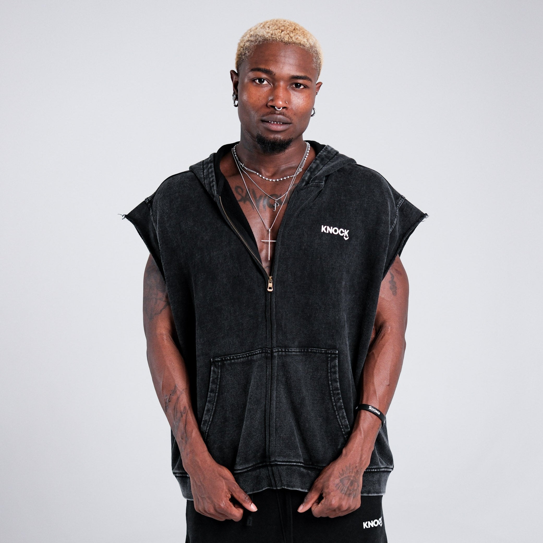 BLACKOUT HOODED VEST
