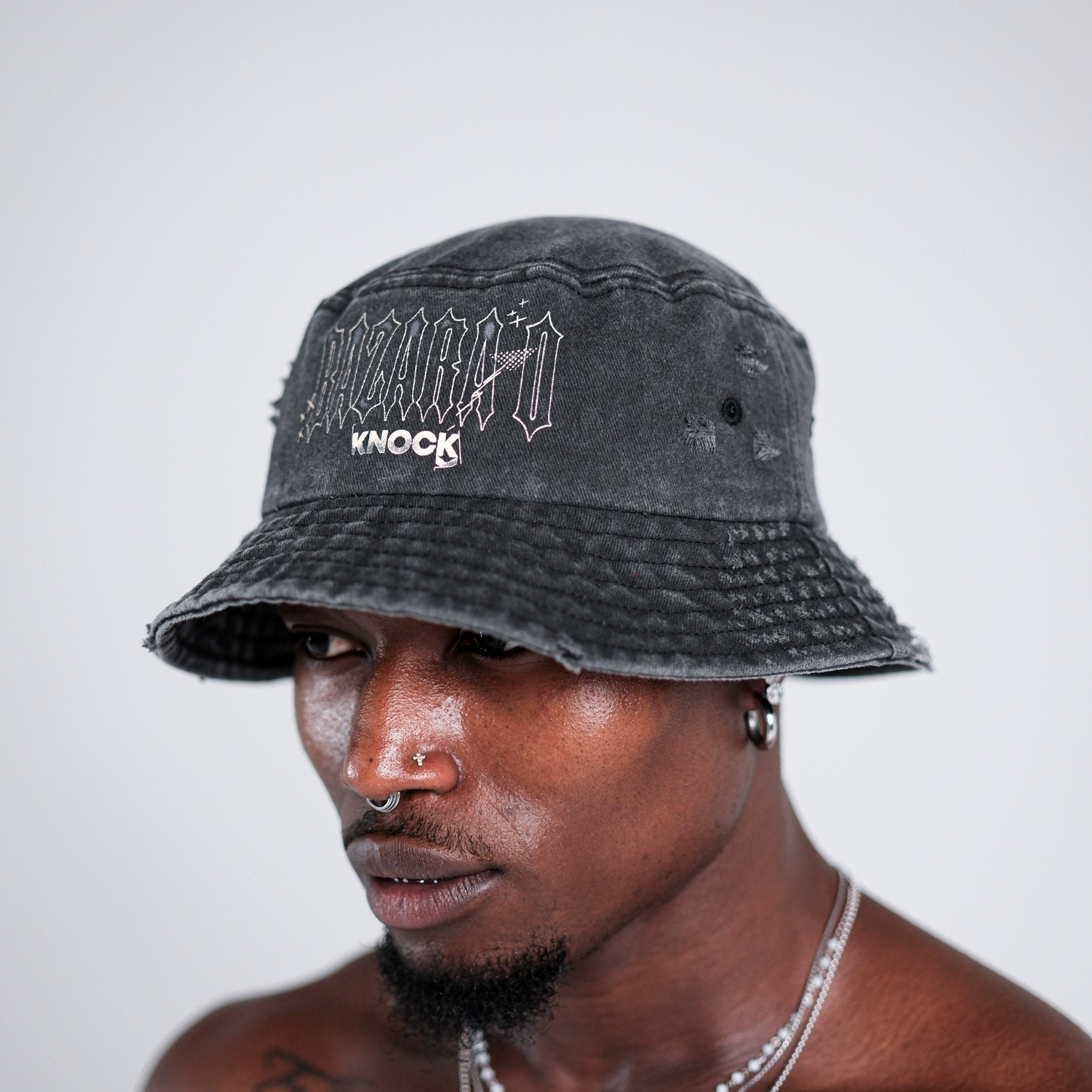 BAZARA 0 x KNOCK BROTHERHOOD BUCKET HAT