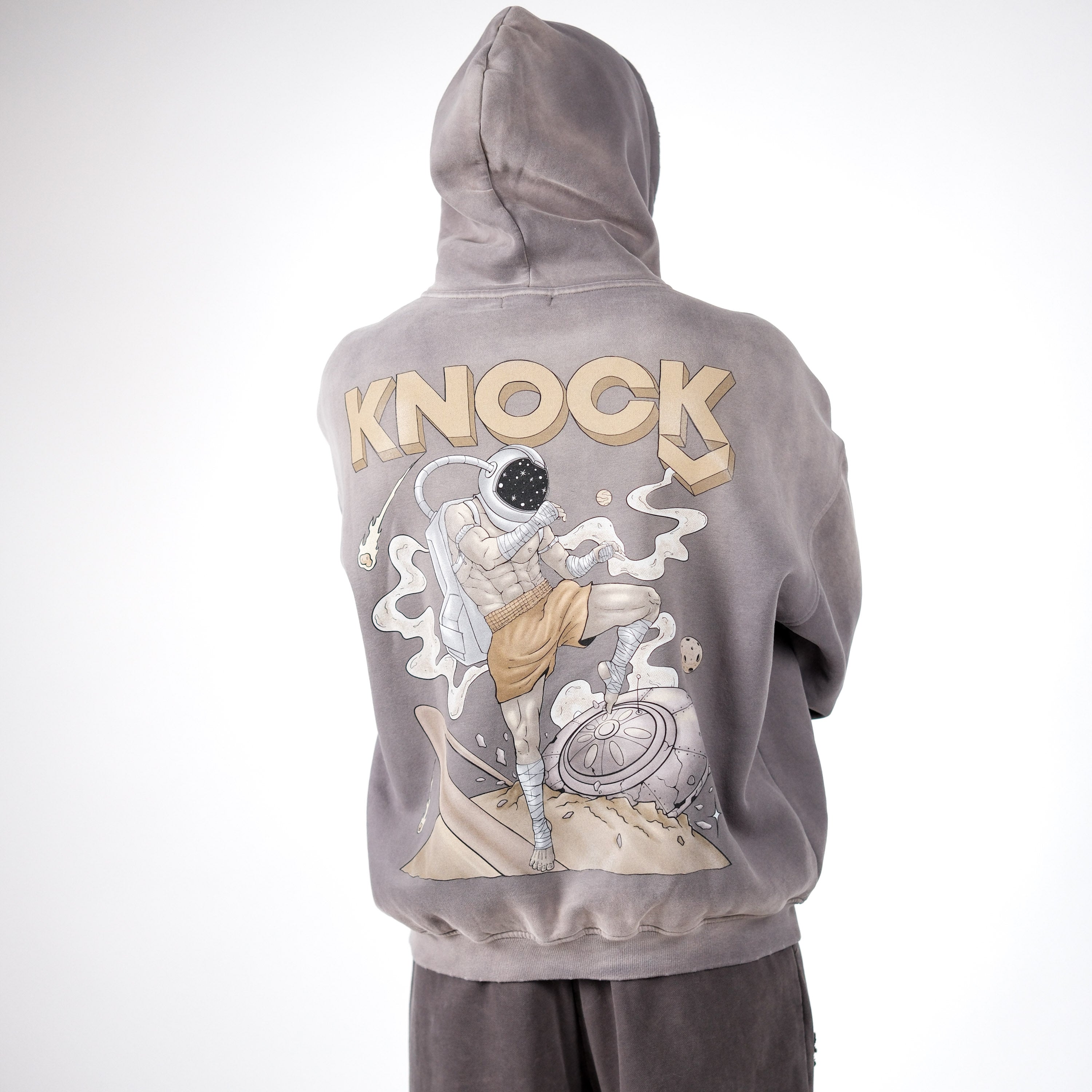 LIMITED ASTROKNEE 2.0 FADE FLEECE HOODIE SAND