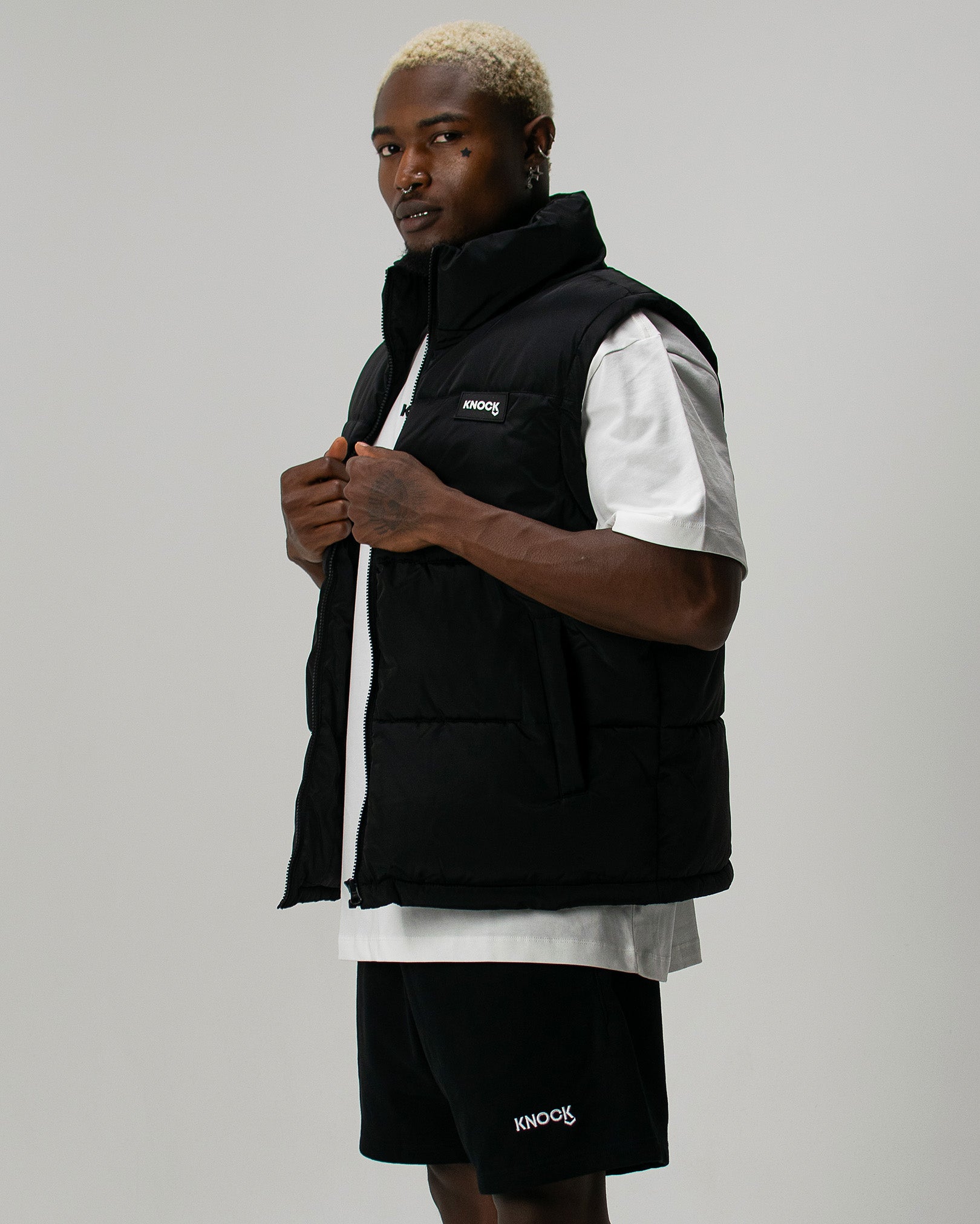 【完売品 未使用】ENTI Gathered Puffer Vest(BLK) BLACK PUFFER VEST – KNOCK
