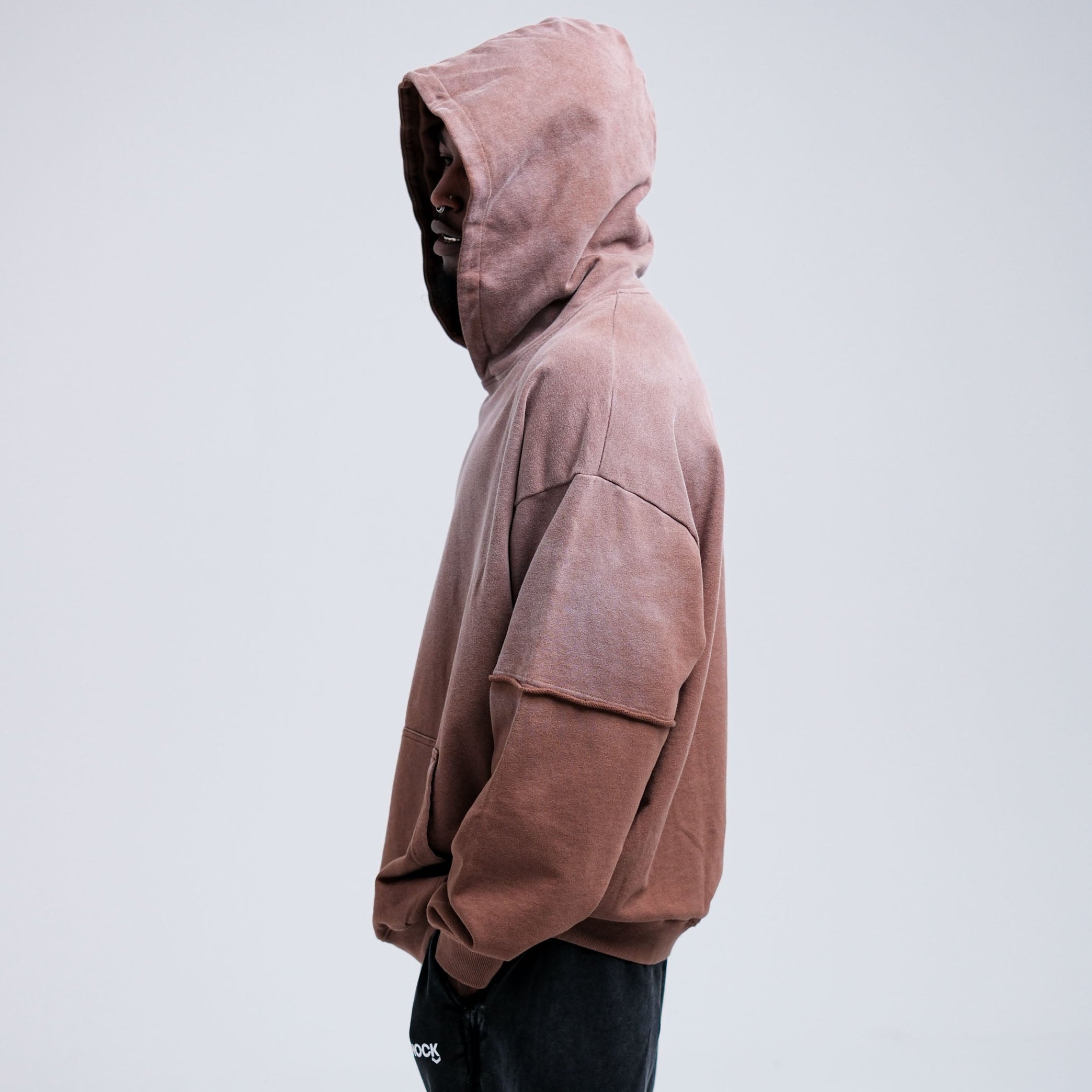 VINTAGE BROWN ESSENTIAL HOODIE