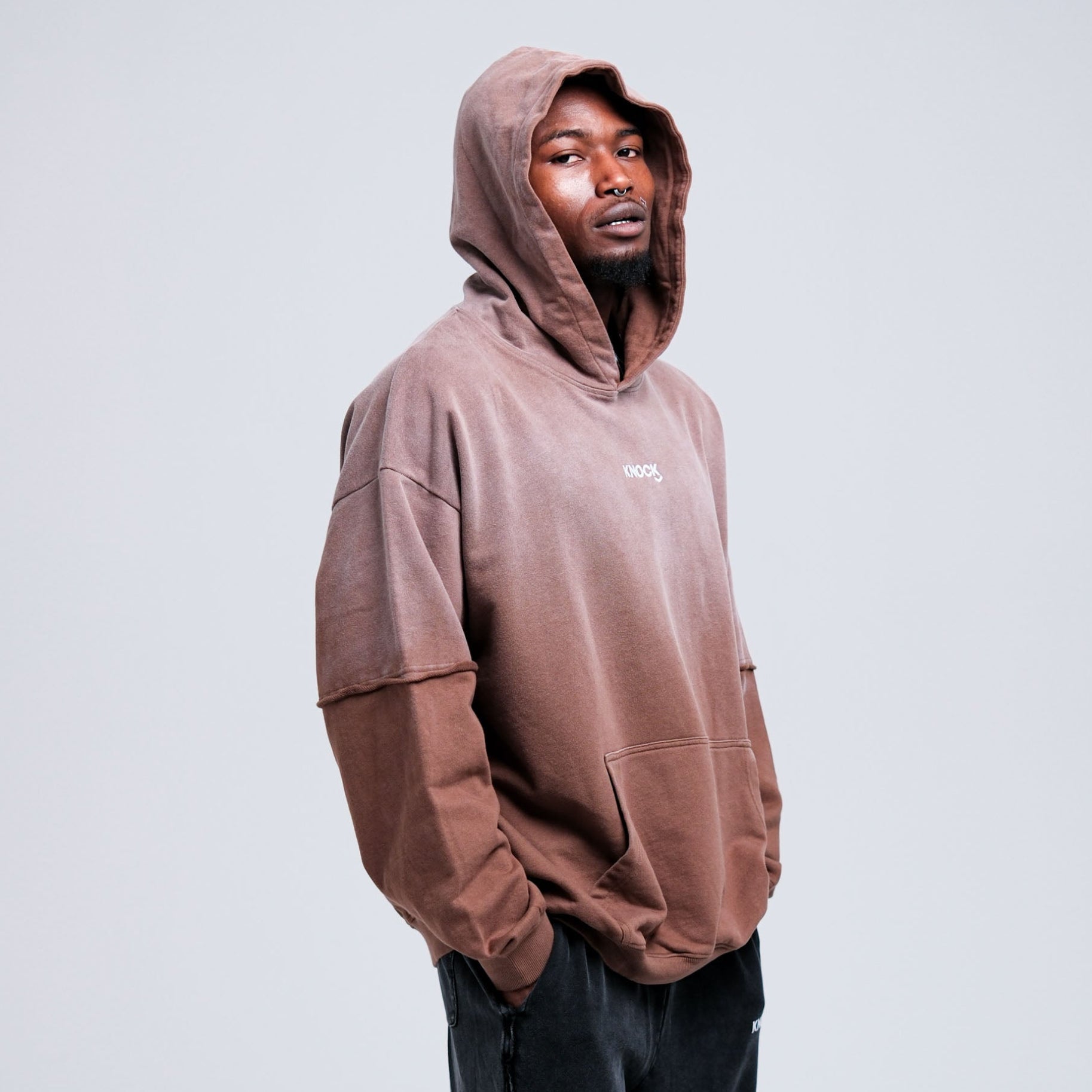 VINTAGE BROWN ESSENTIAL HOODIE