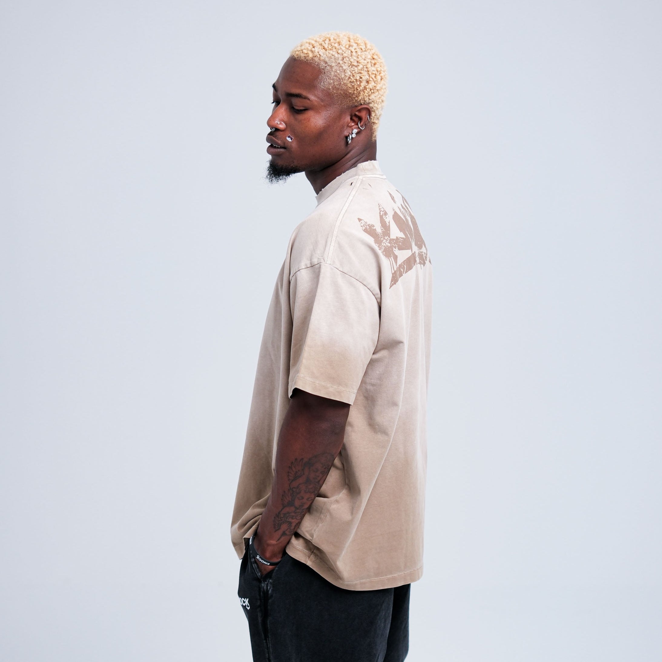 BRICKBOUND VINTAGE TEE SAND