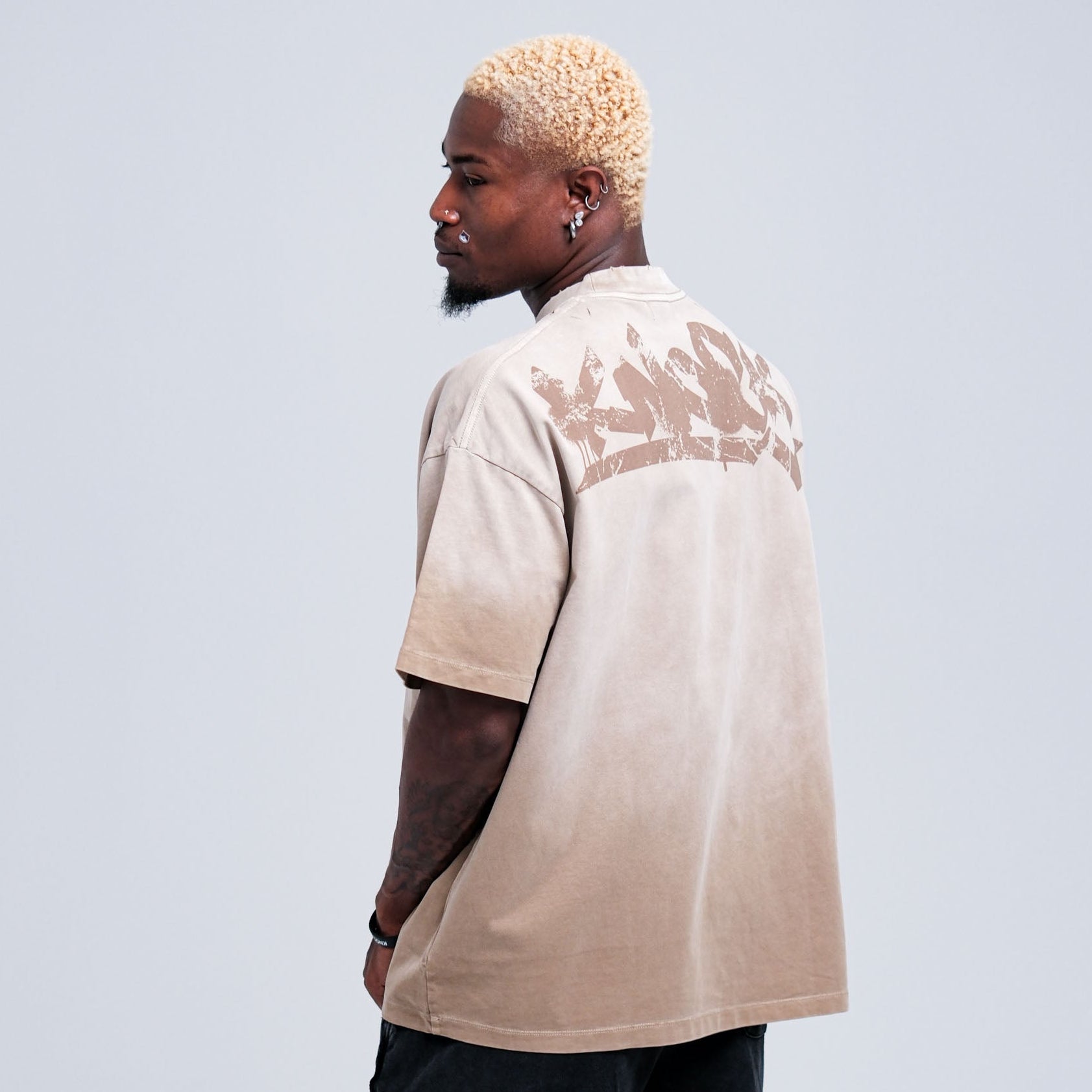 BRICKBOUND VINTAGE TEE SAND