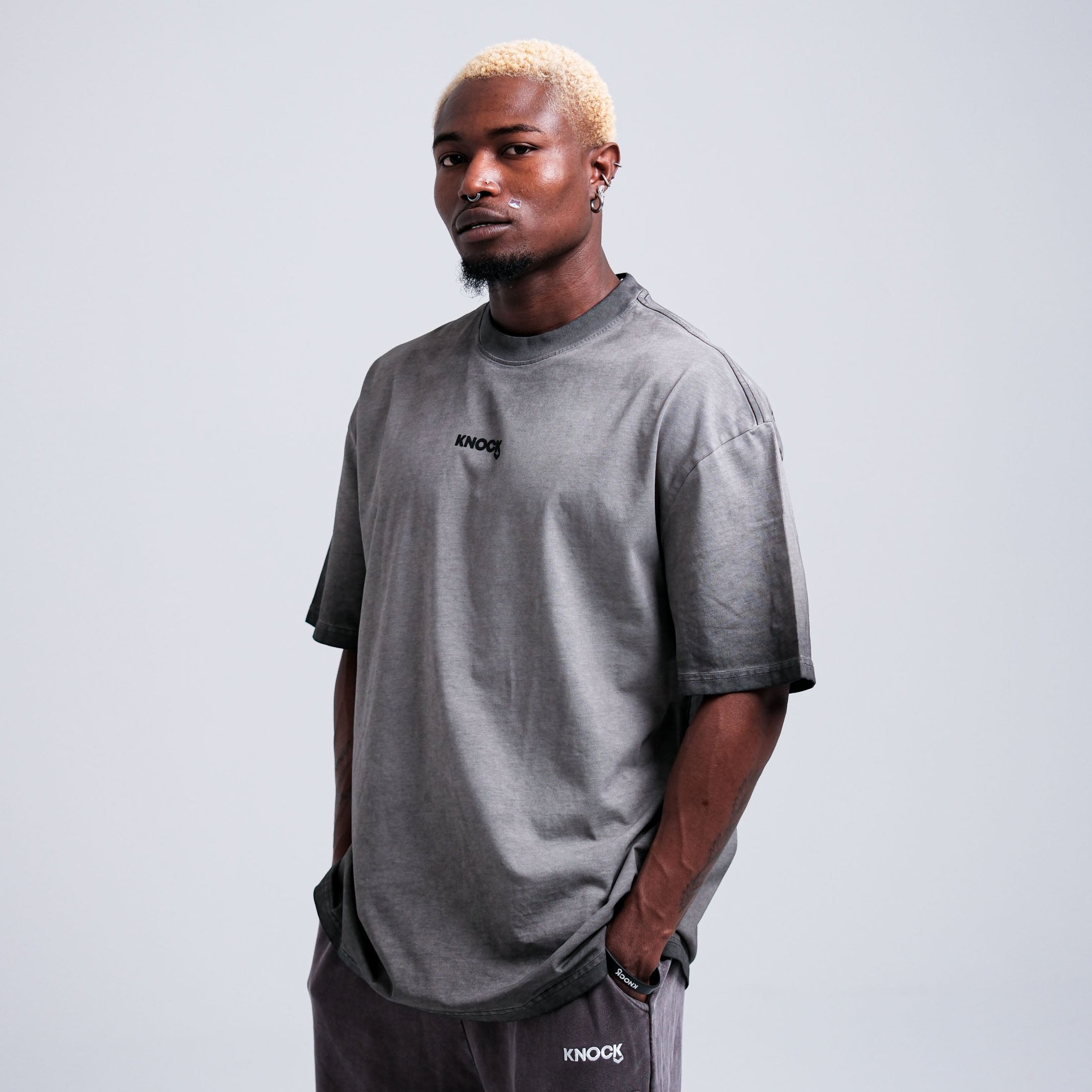 BRUSH BRICKBOUND GREY TEE