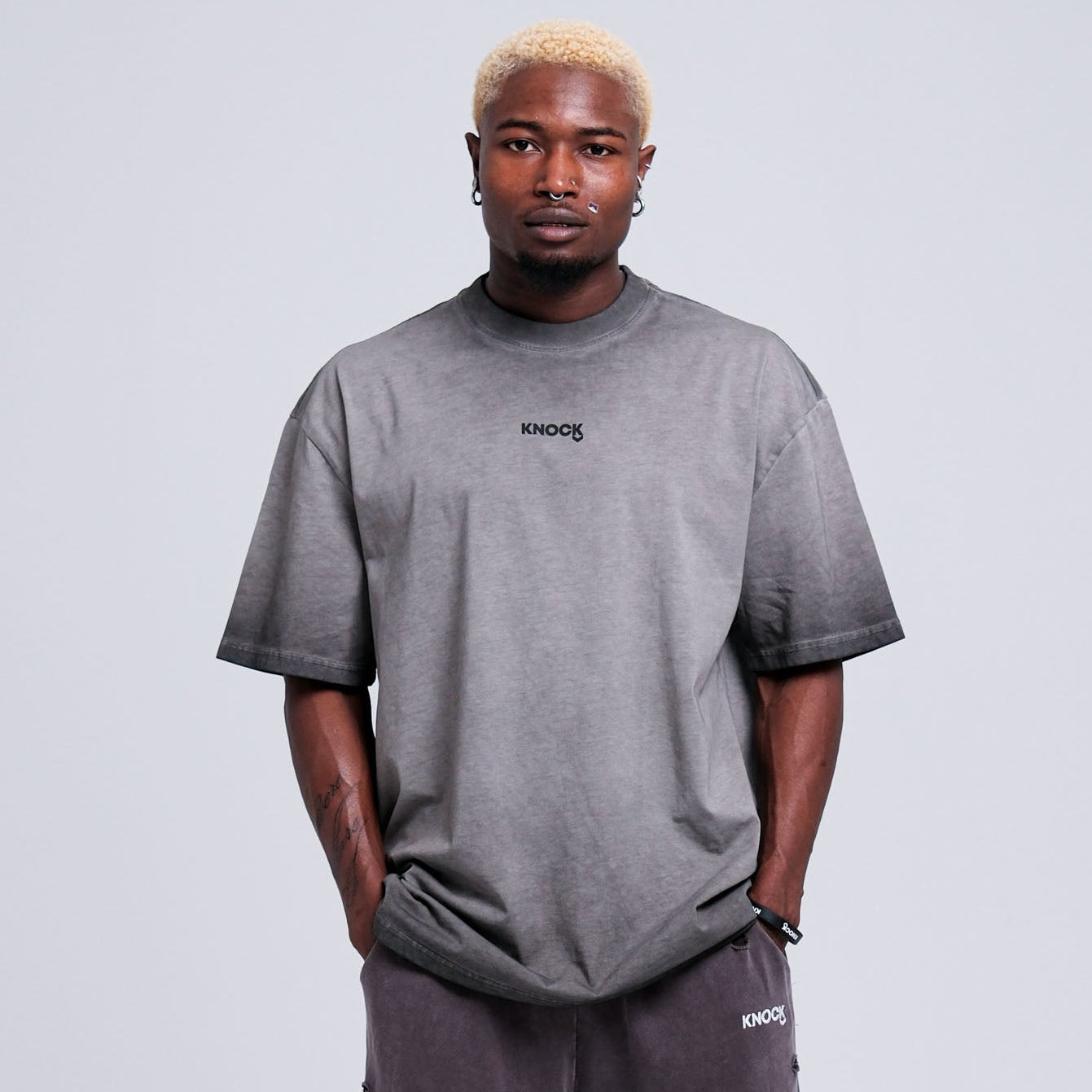 BRUSH BRICKBOUND GREY TEE