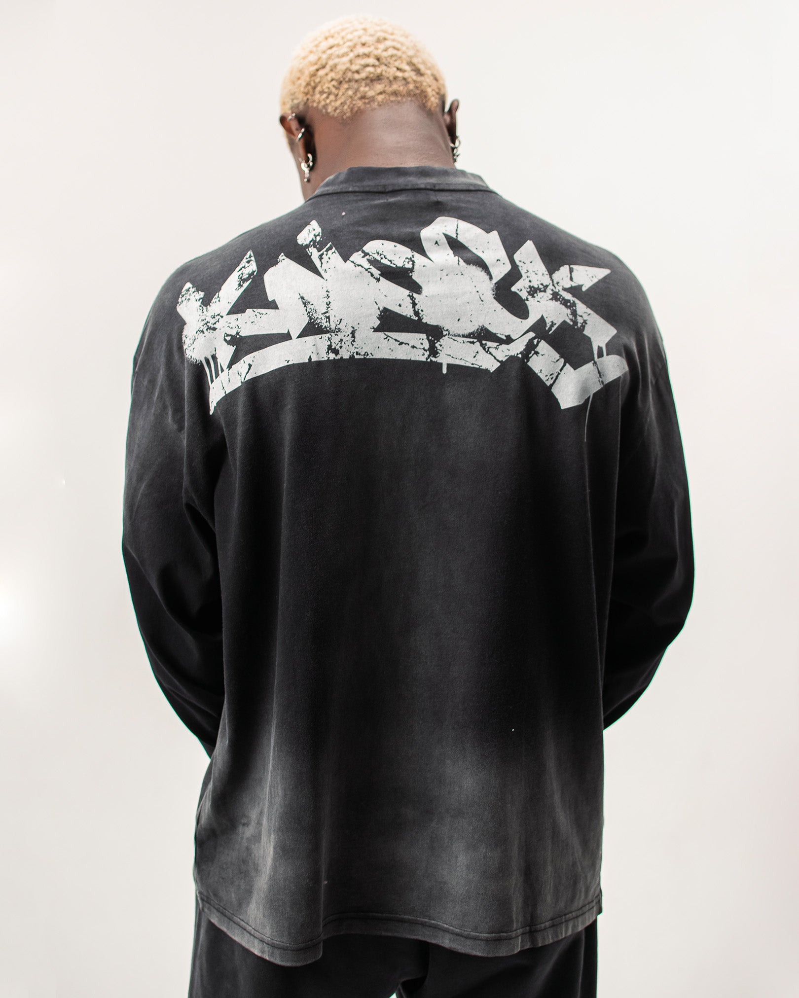 LONG-SLEEVE VINTAGE  BRICKBOUND TOP
