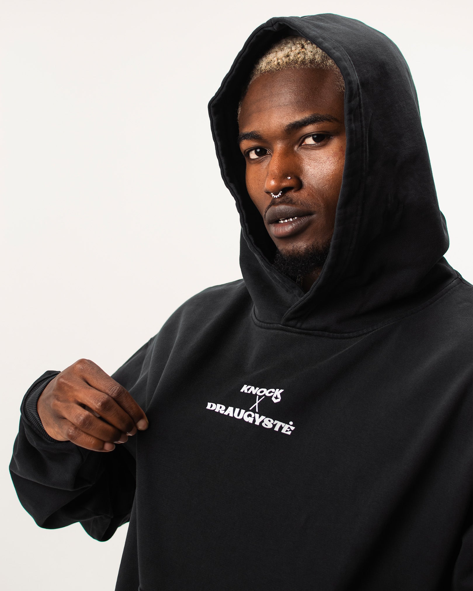 Pre-Order Draugystė x Knock HOODIE