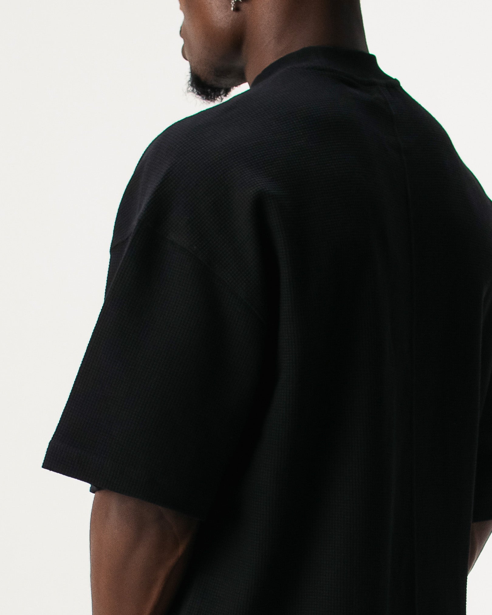 GRID - KNIT TEE