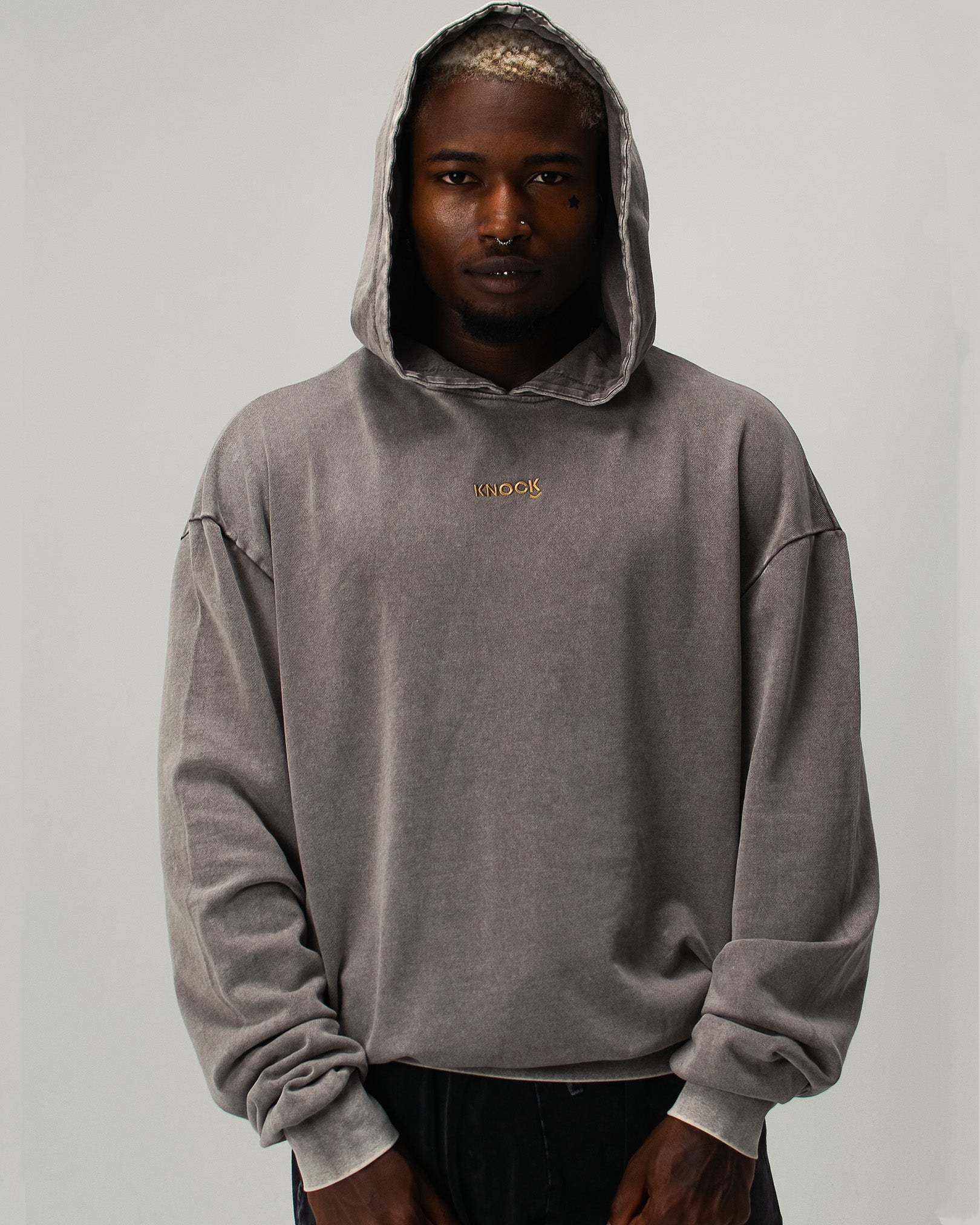 ASTROKNEE 2.0 OVERSIZED HOODIE - ASPHALT