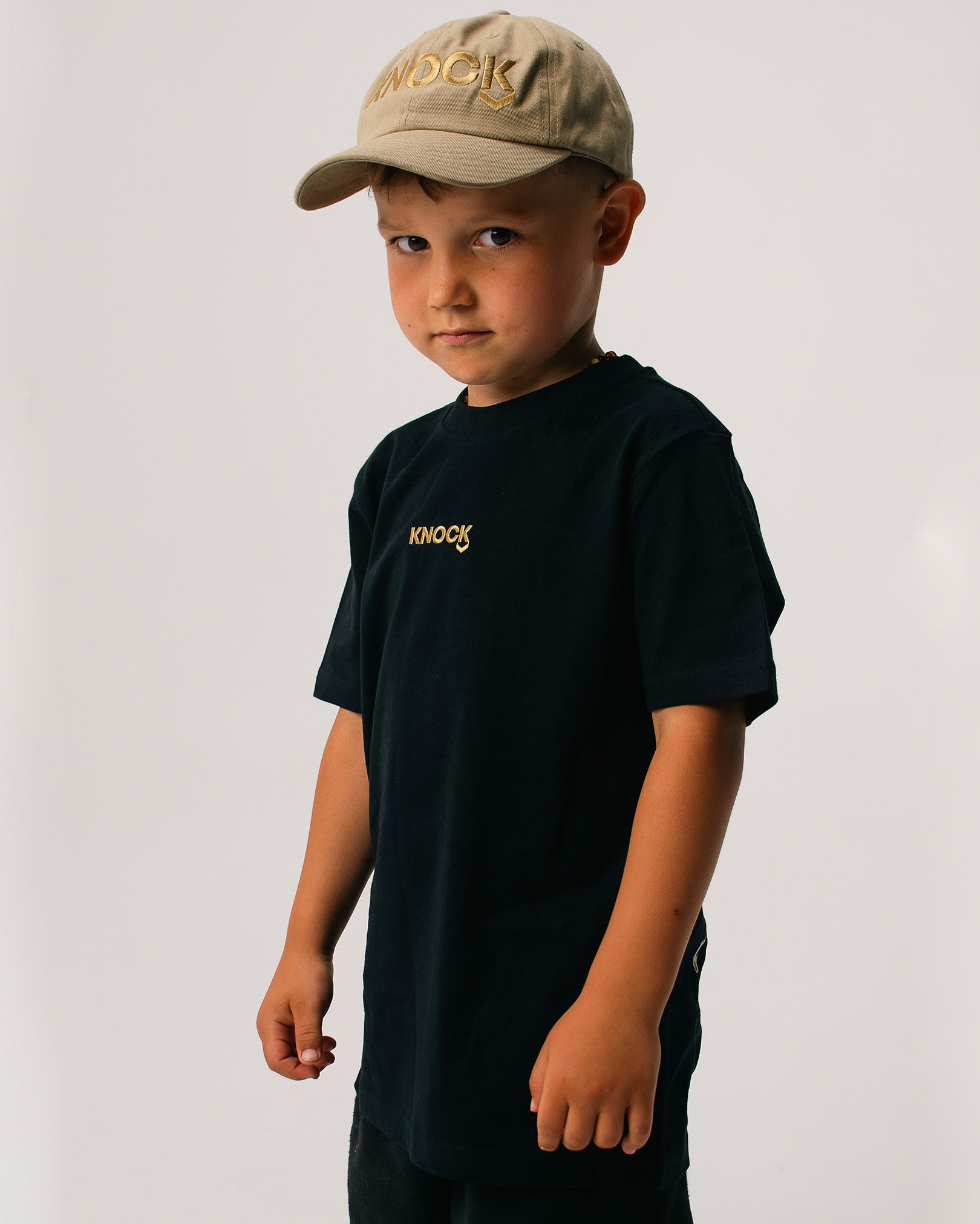 ASTRO KNEE KIDS TEE BLACK