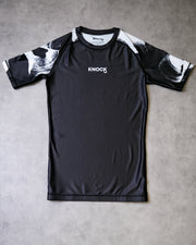 V. T. RASHGUARD BLACK