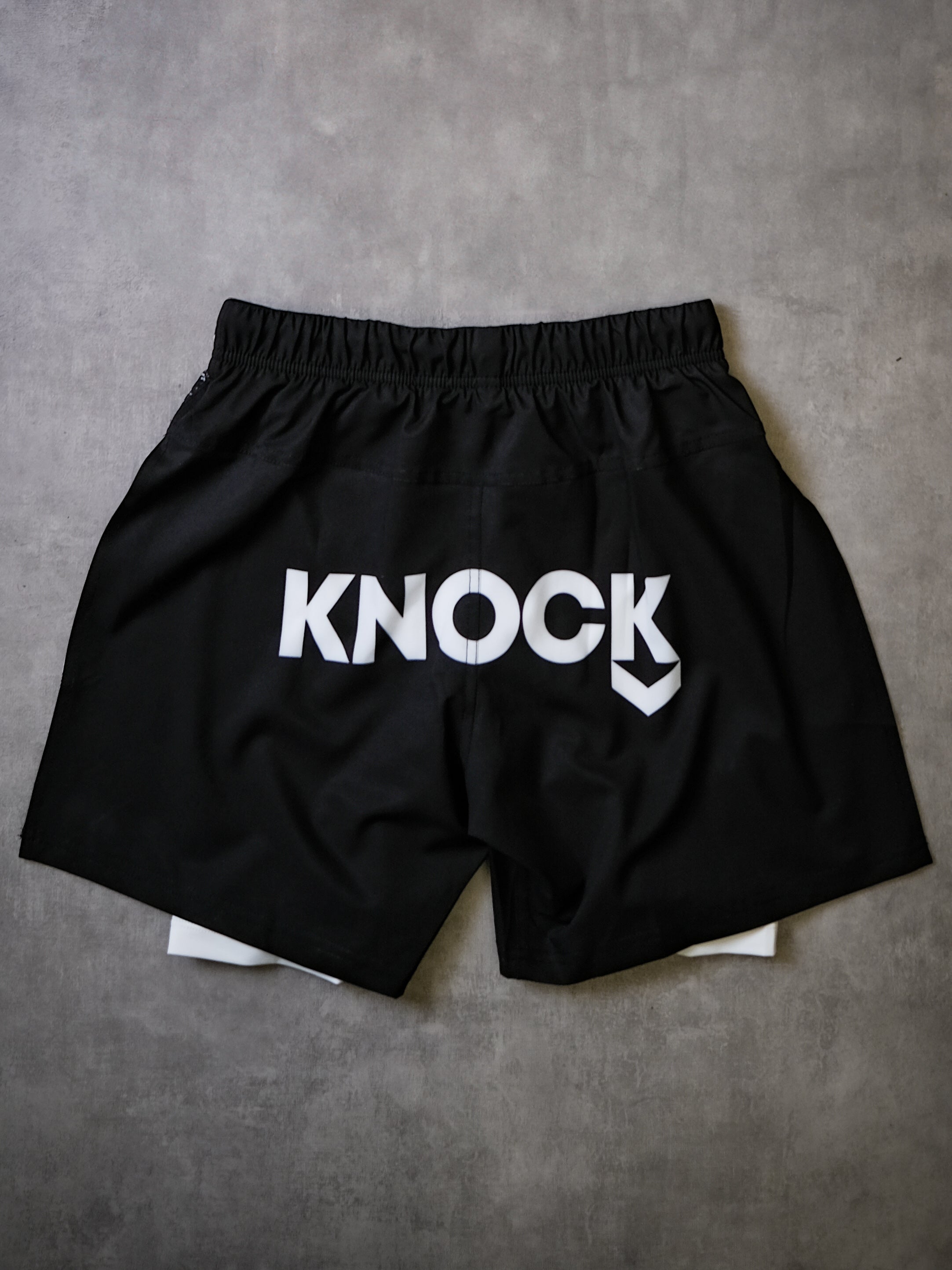 V. T. SHORTS BLACK